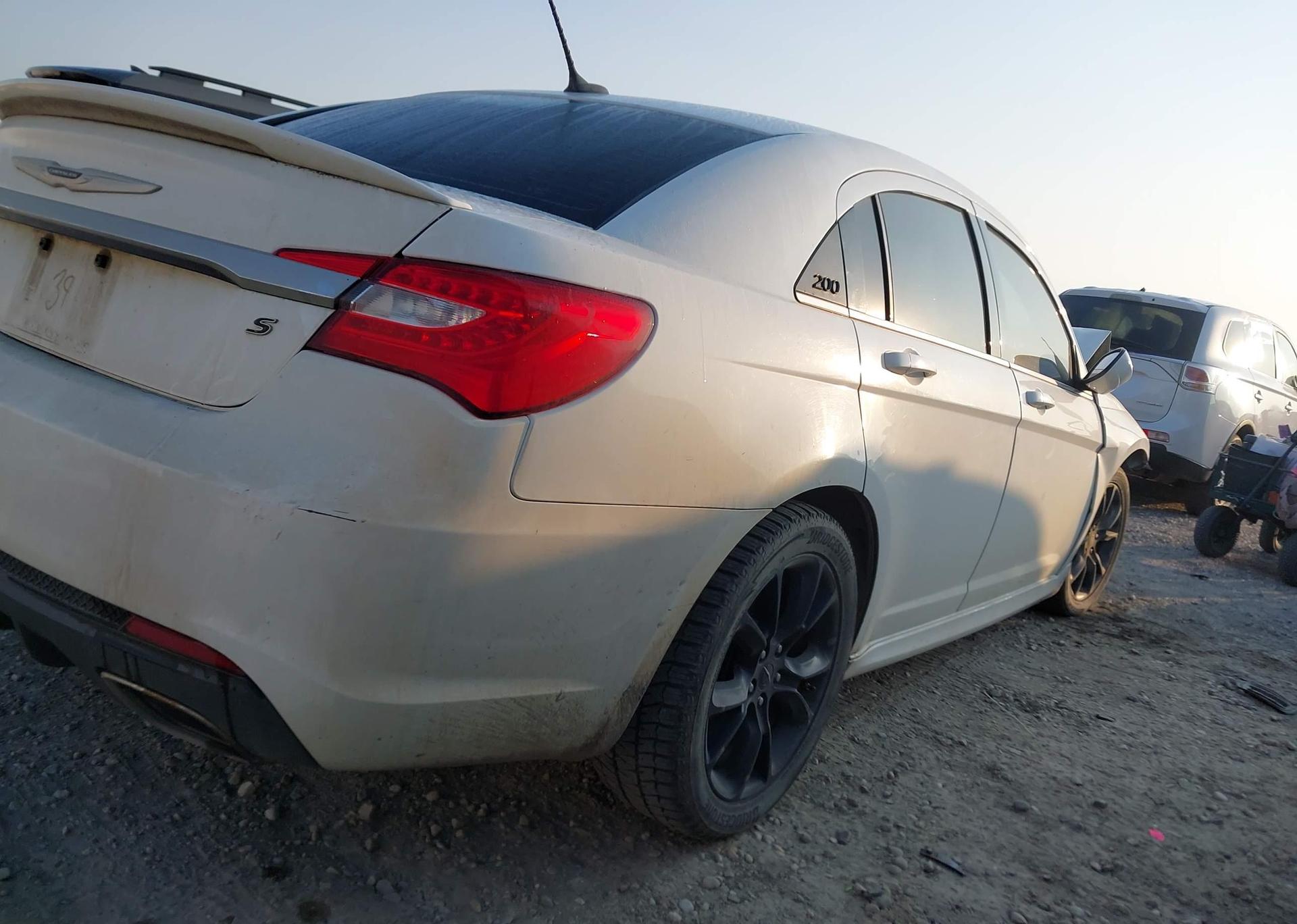 2013 CHRYSLER 200 S