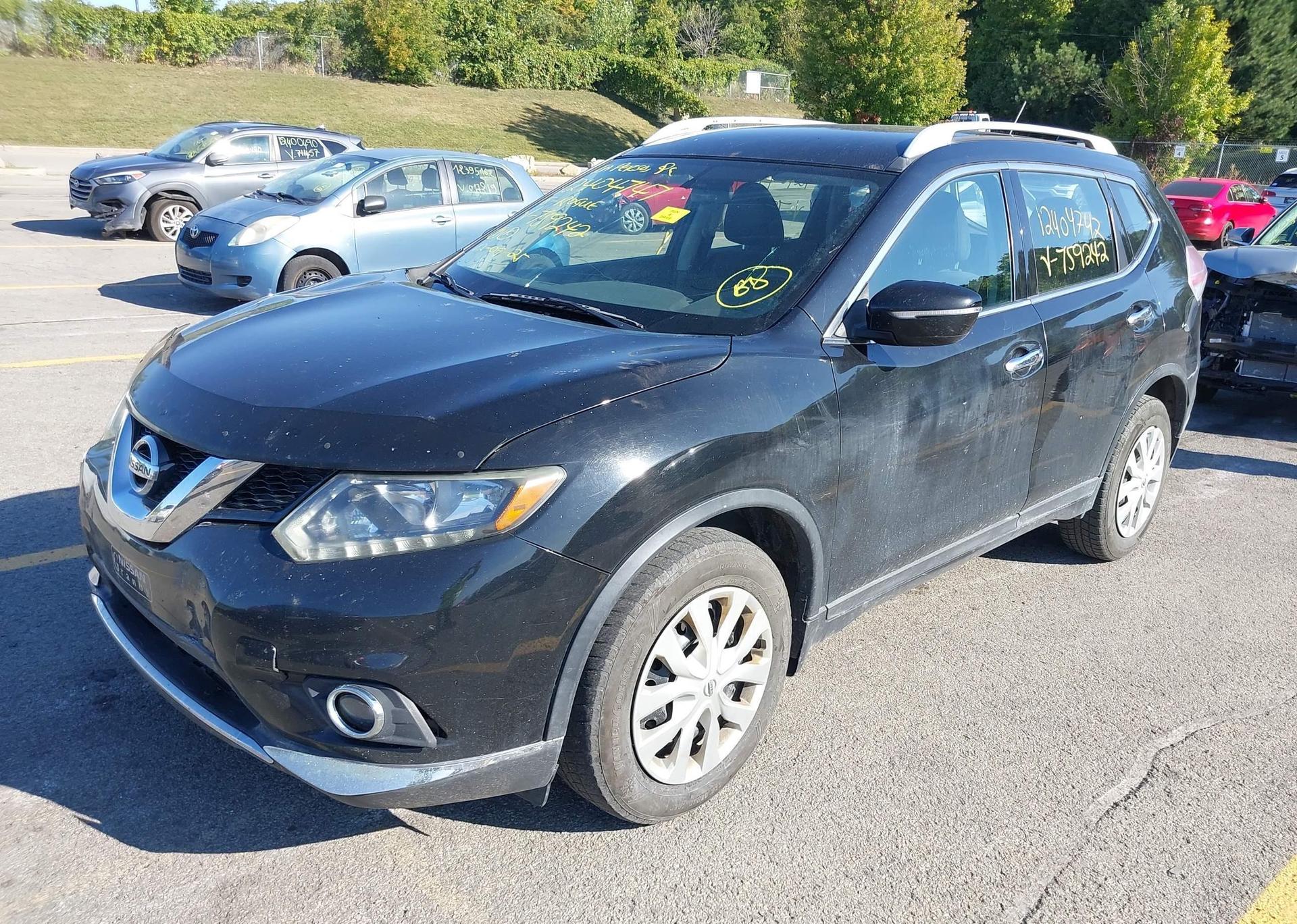 2015 NISSAN ROGUE S