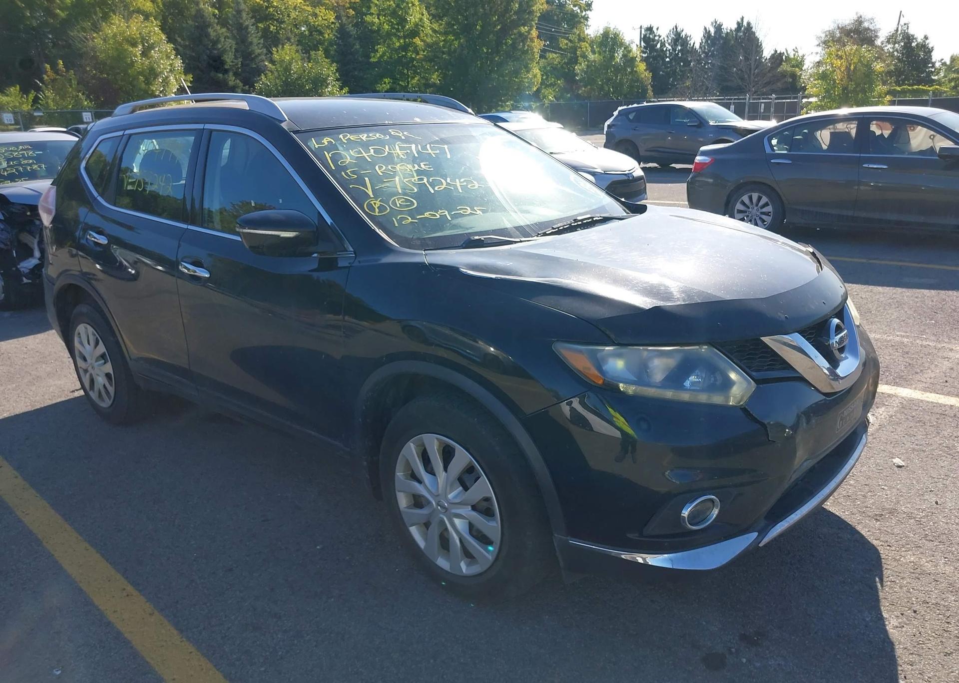 2015 NISSAN ROGUE S
