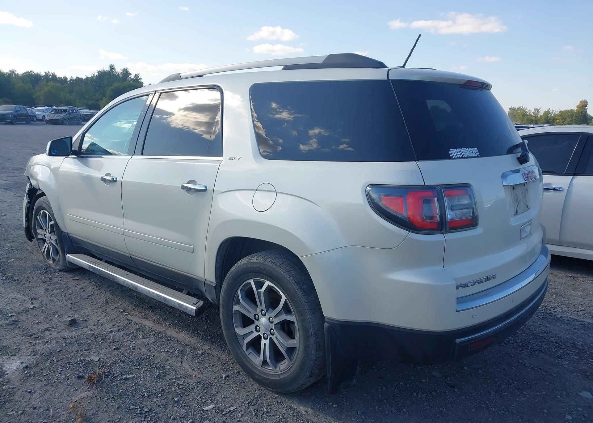 2015 GMC ACADIA SLT-2