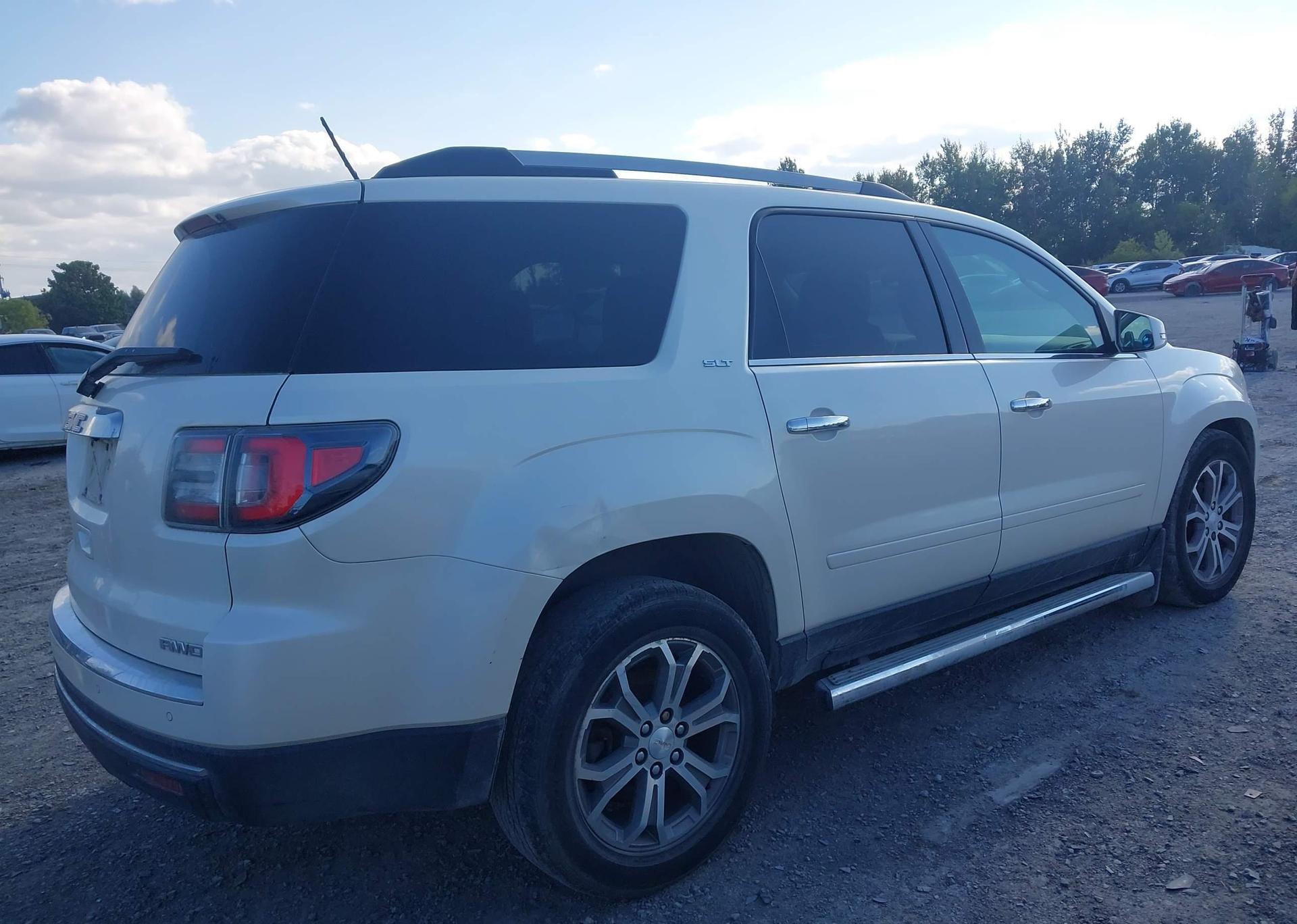 2015 GMC ACADIA SLT-2