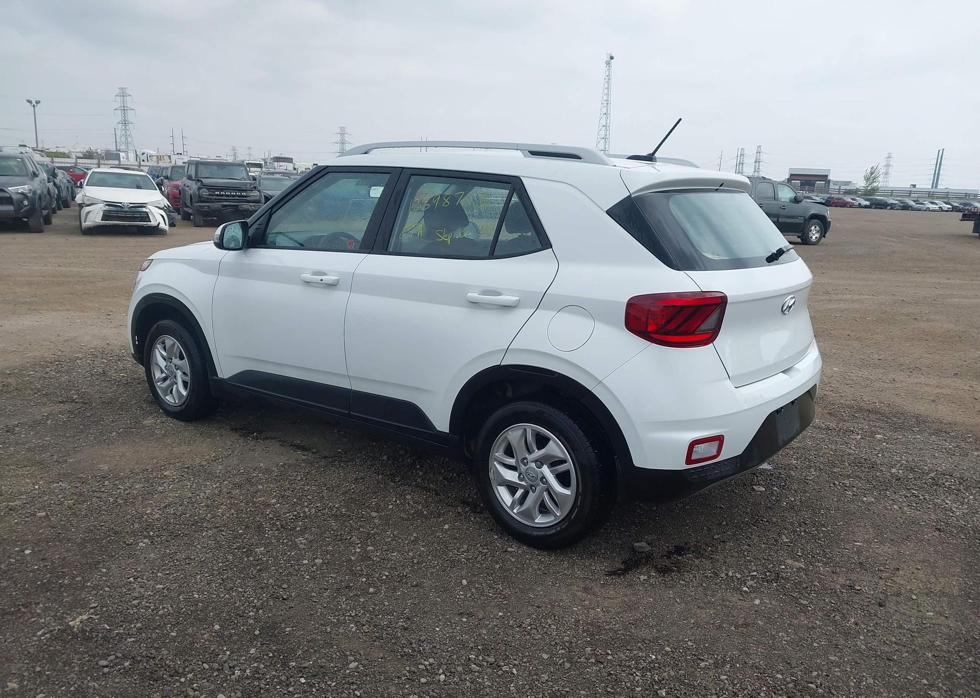 2024 HYUNDAI VENUE PREFERRED
