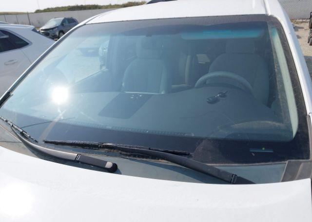 2013 TOYOTA SIENNA LE V6
