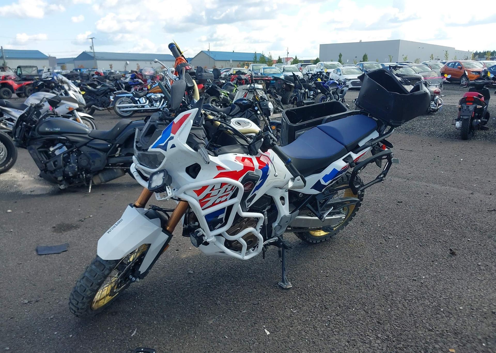 2025 HONDA CRF1000 D