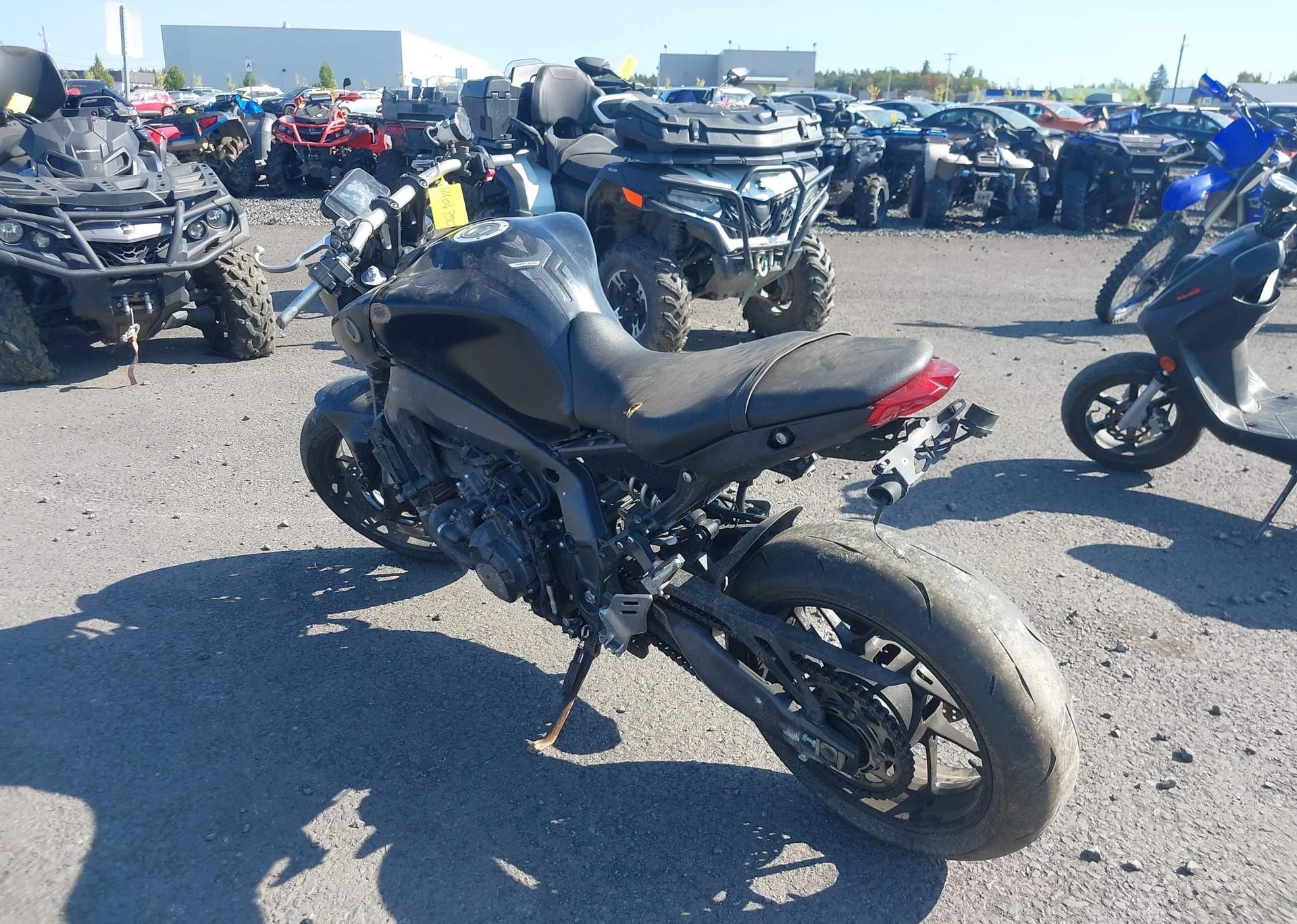 2021 YAMAHA MT09