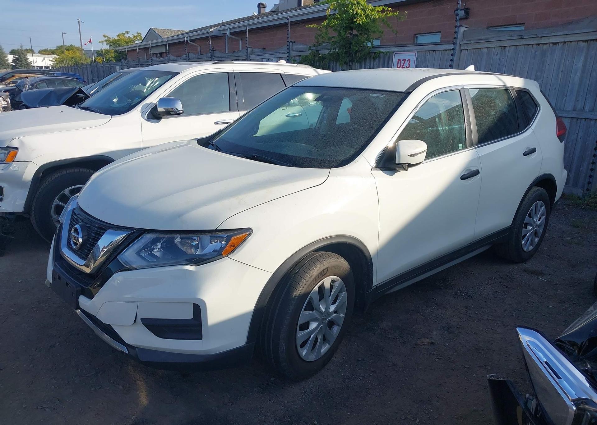 2017 NISSAN ROGUE S