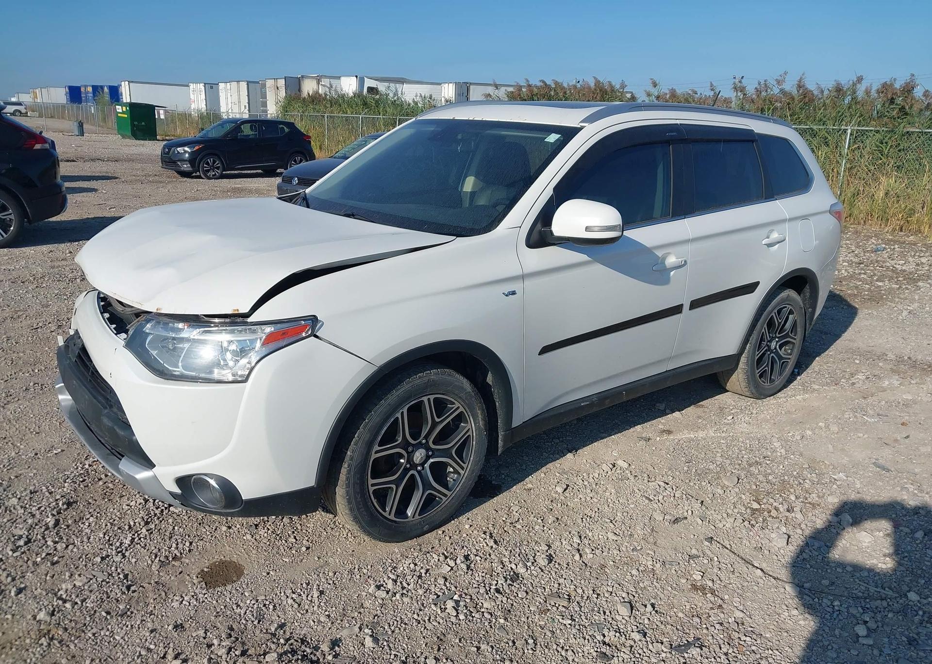 2015 MITSUBISHI outlander
