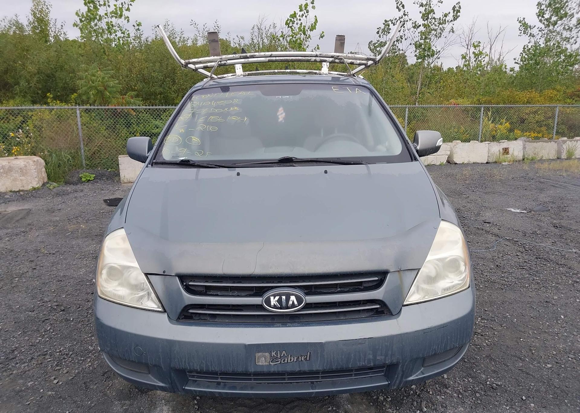 2007 KIA SEDONA LX