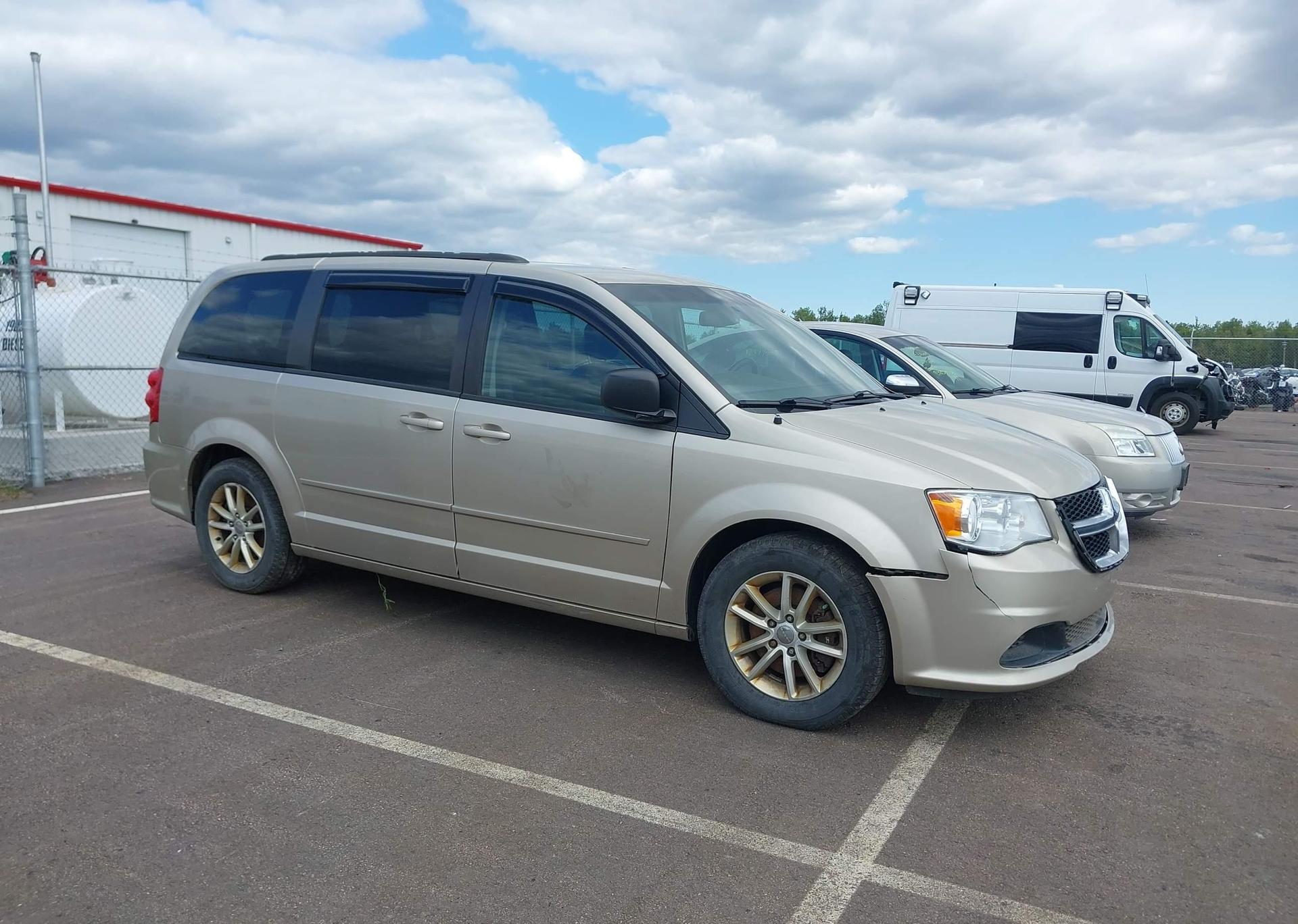 2015 DODGE GRAND CARAVAN SE