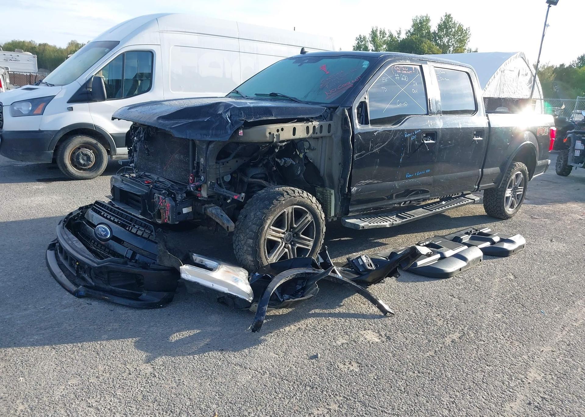 2019 FORD F-150 LARIAT