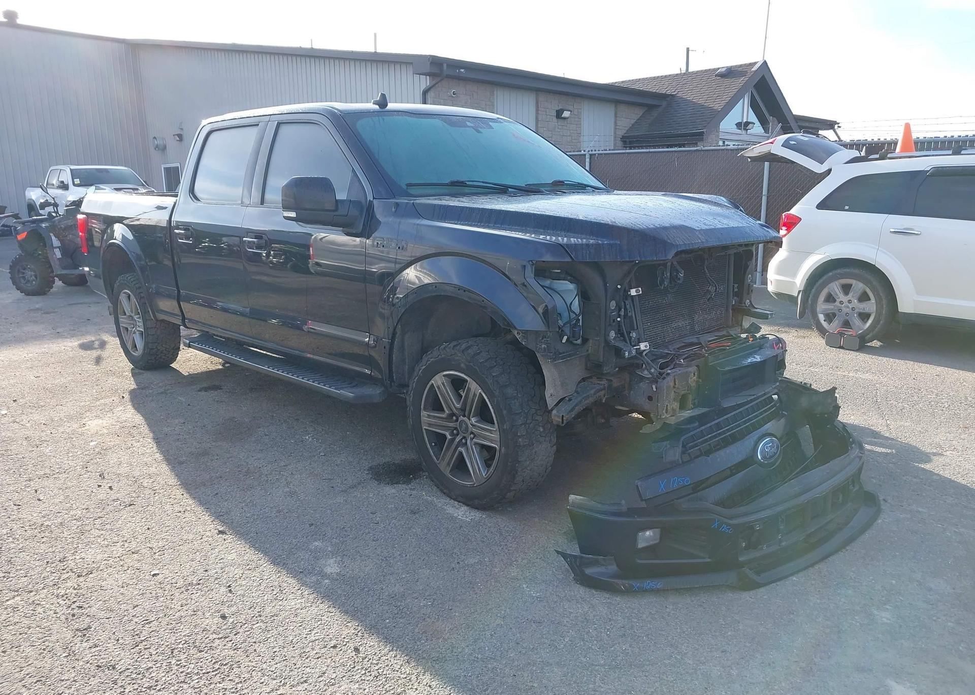 2019 FORD F-150 LARIAT