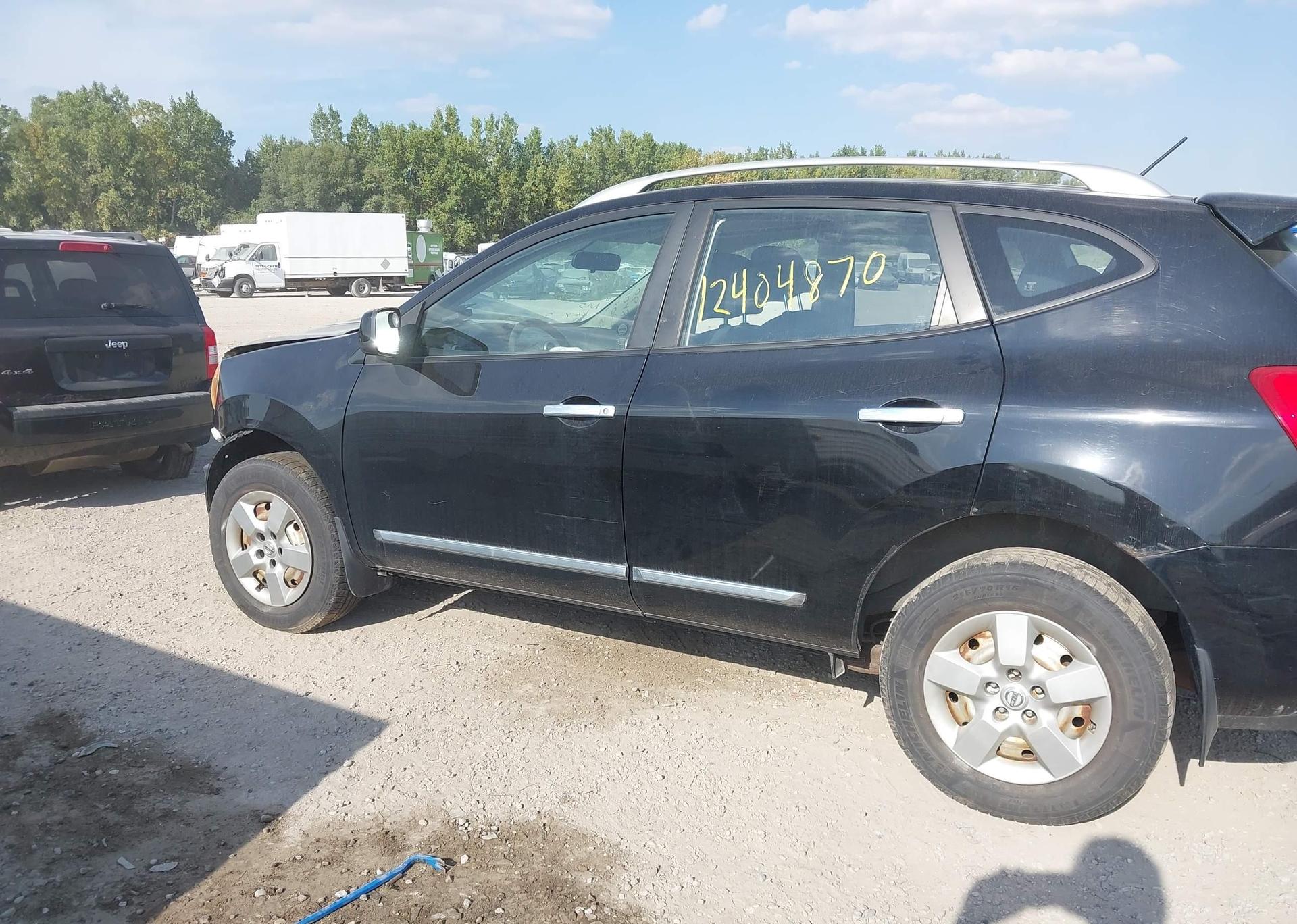 2011 NISSAN ROGUE S