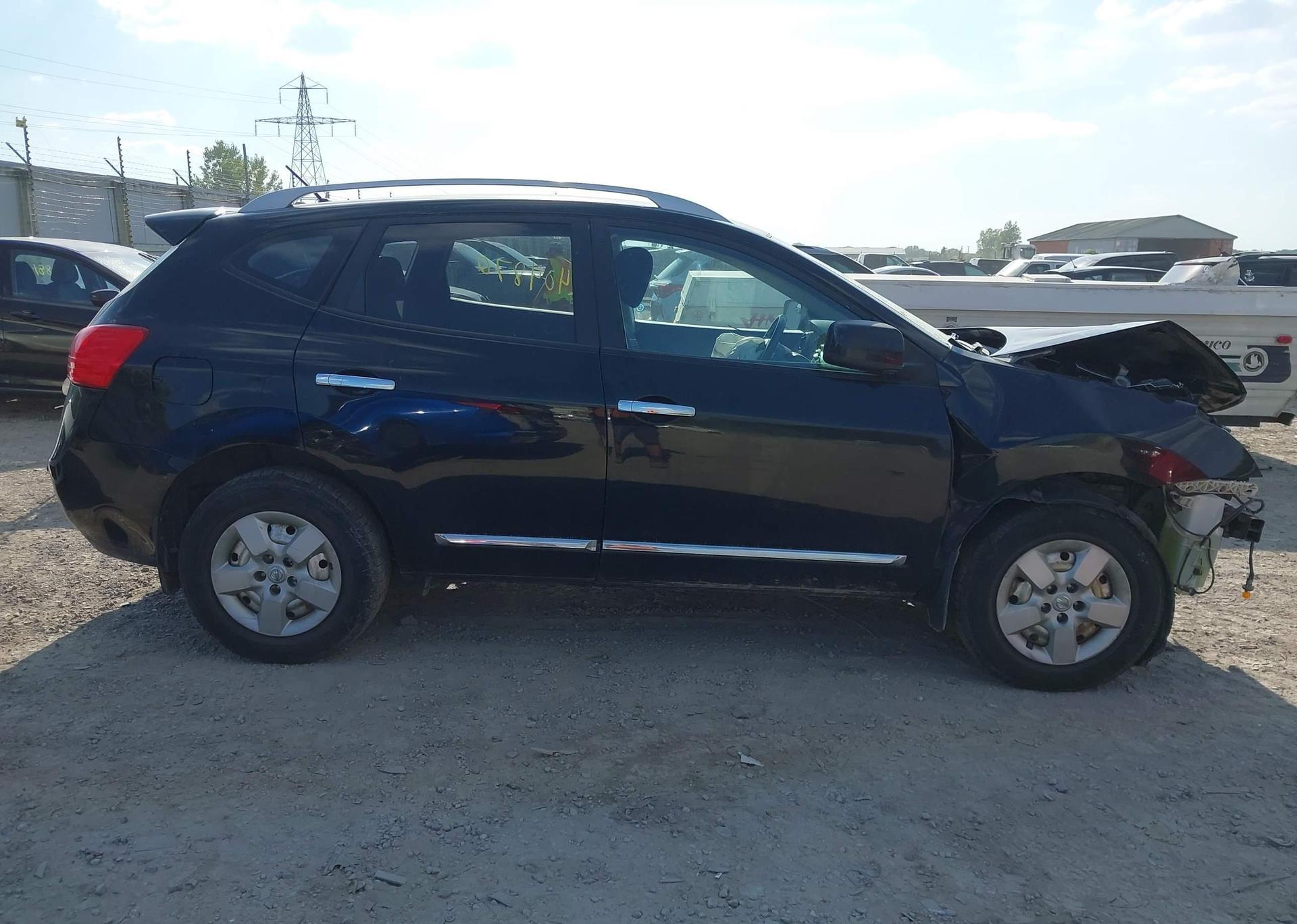 2011 NISSAN ROGUE S