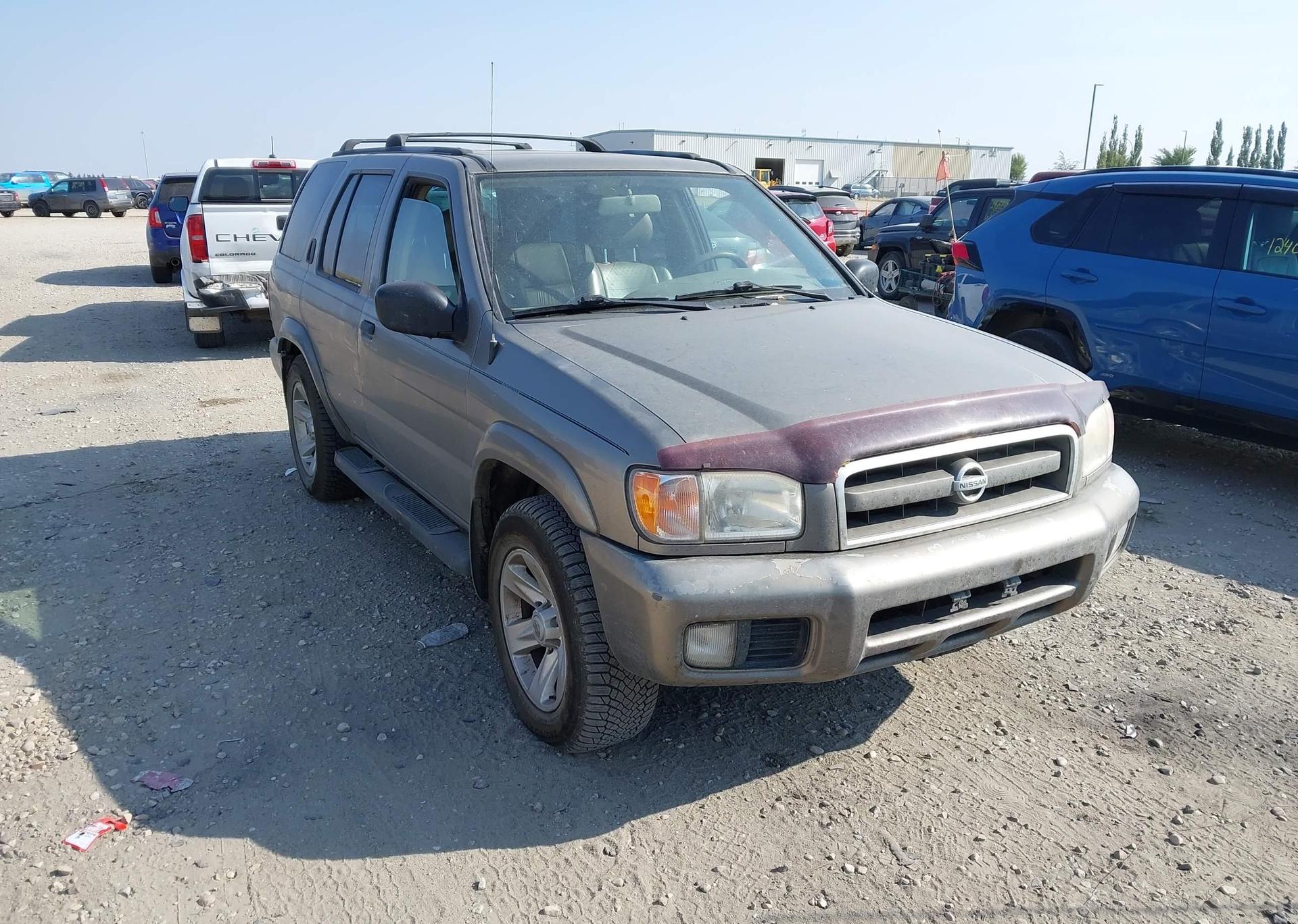 2004 NISSAN PATHFINDER SE