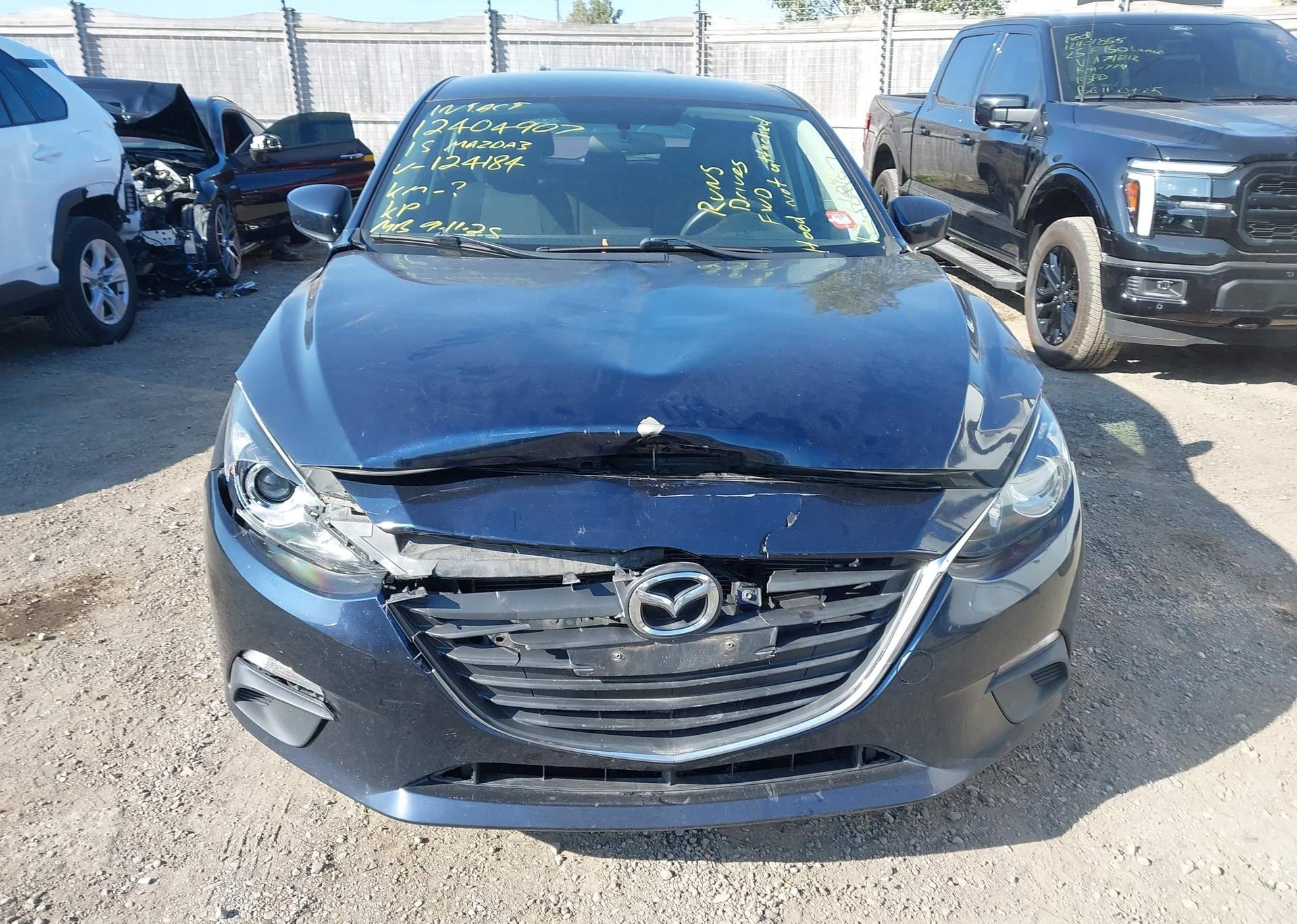 2015 MAZDA MAZDA3