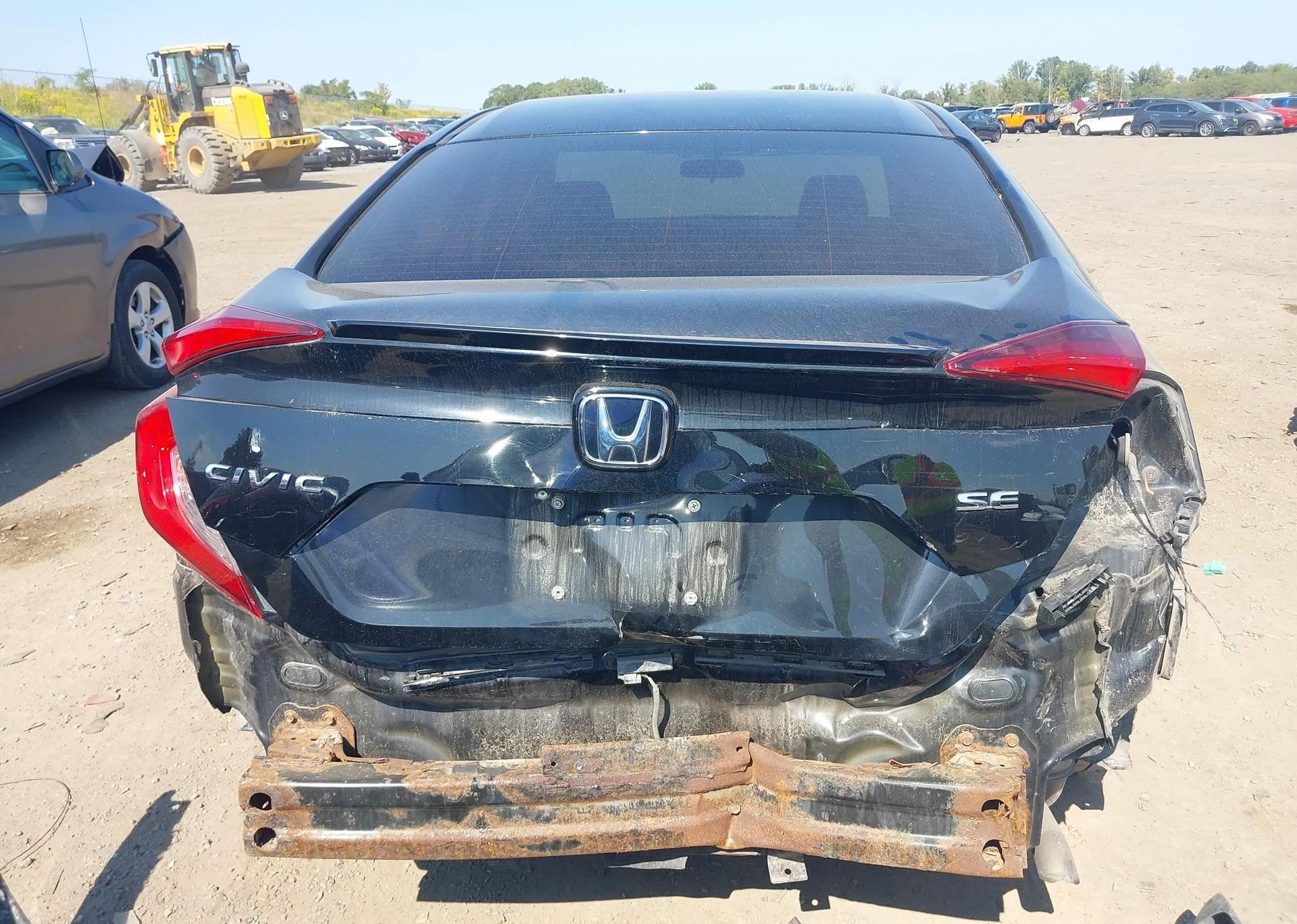 2018 HONDA CIVIC SE