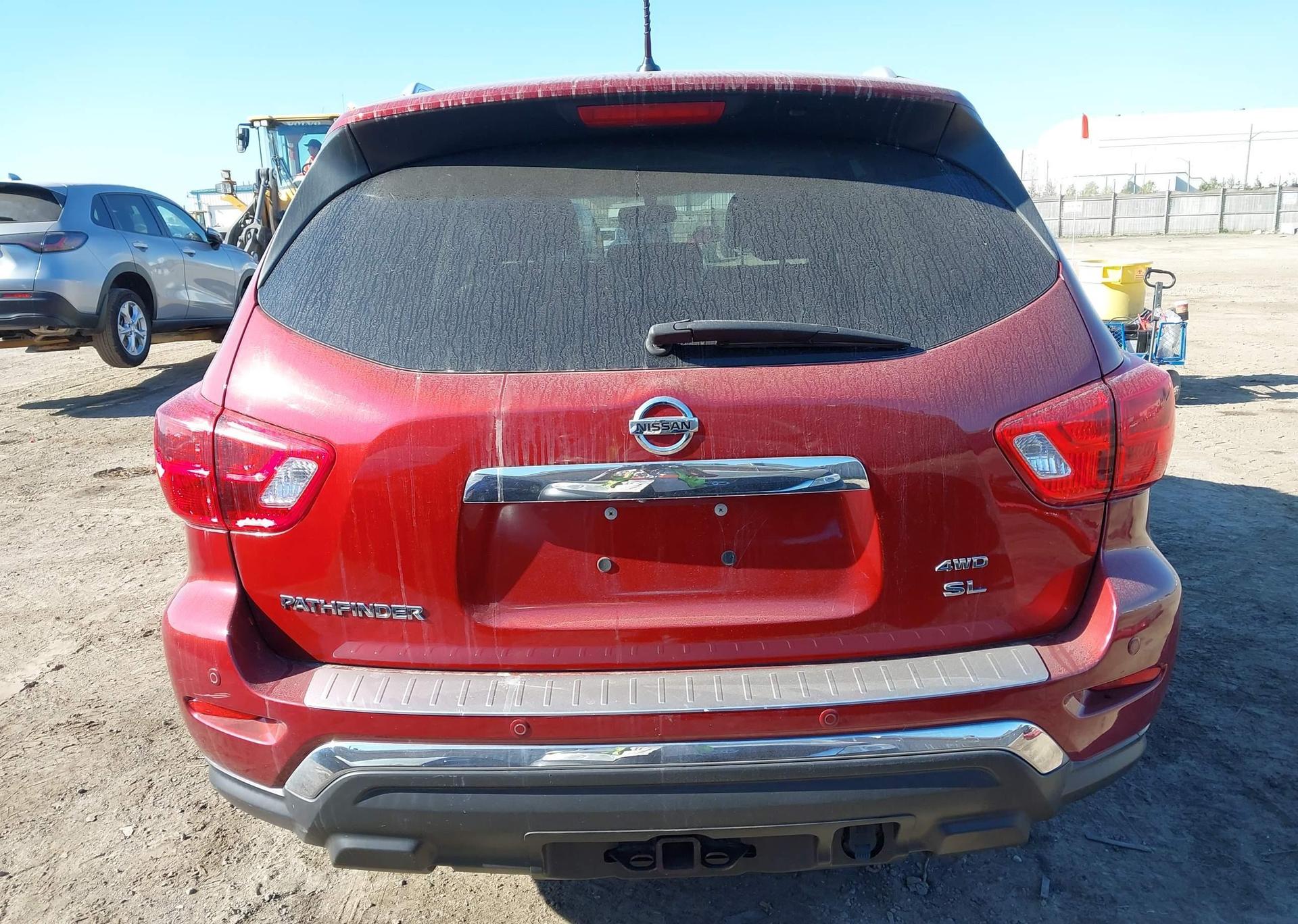 2018 NISSAN PATHFINDER S