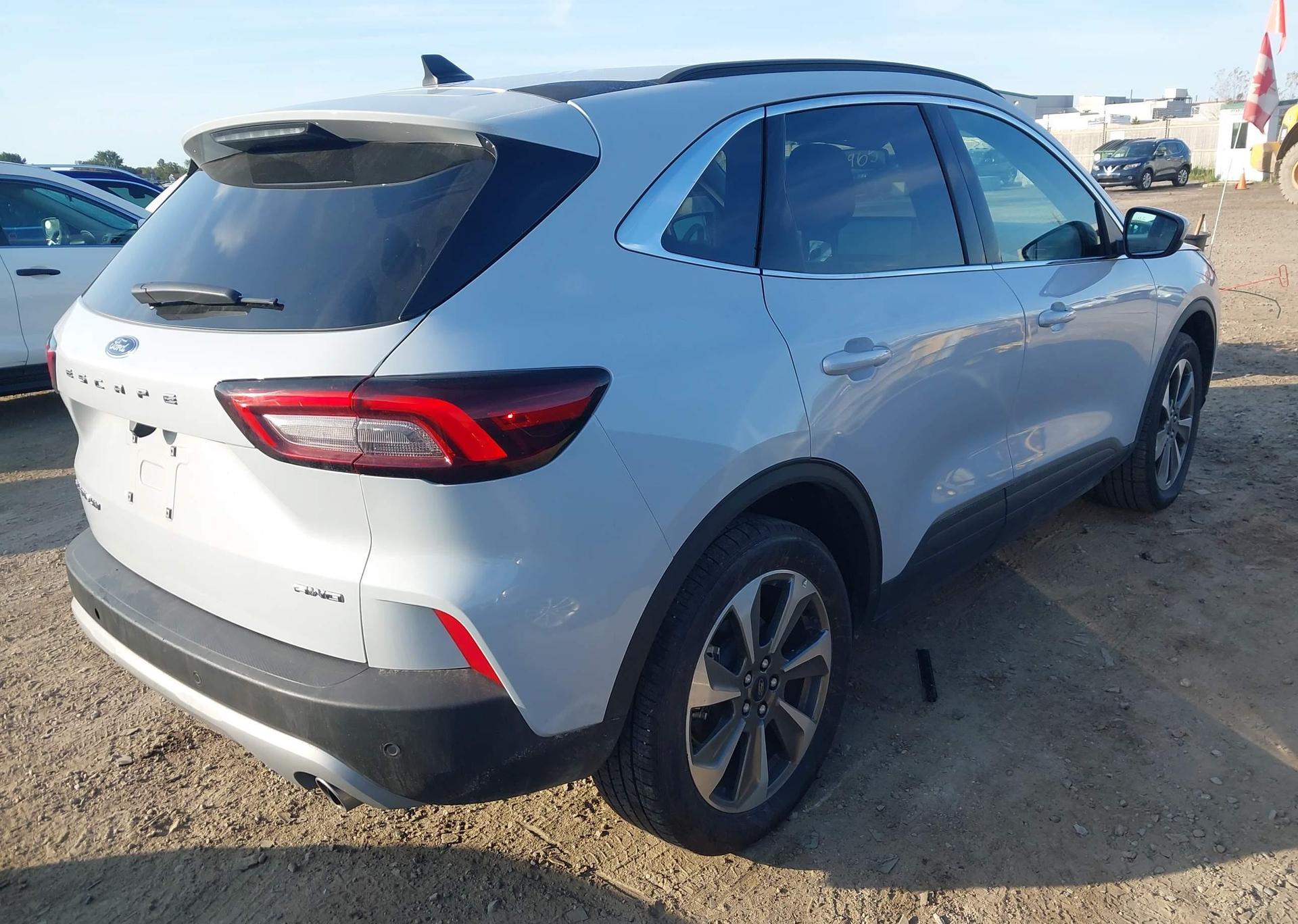 2025 FORD ESCAPE PLATINUM