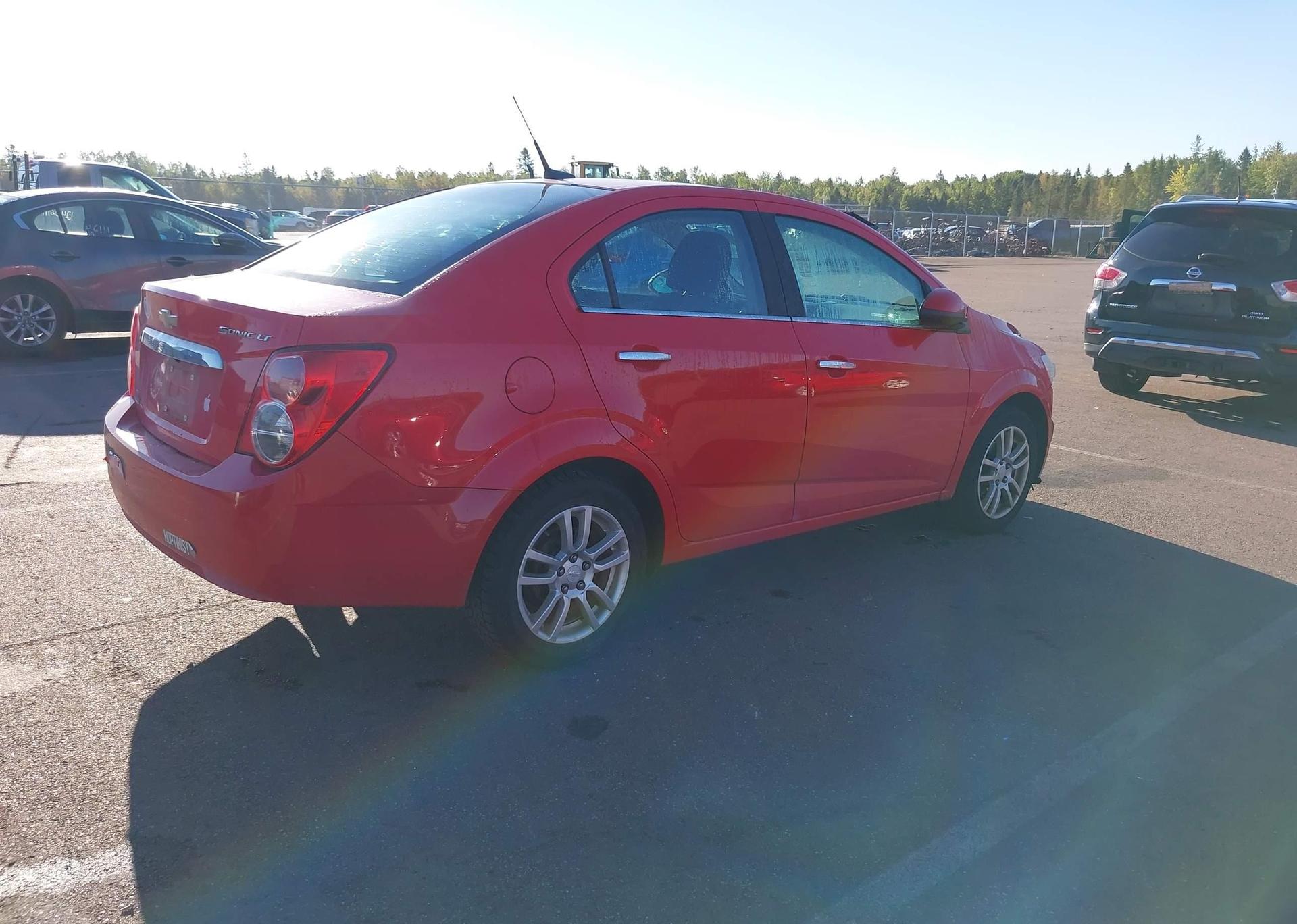 2014 CHEVROLET SONIC LT AUTO
