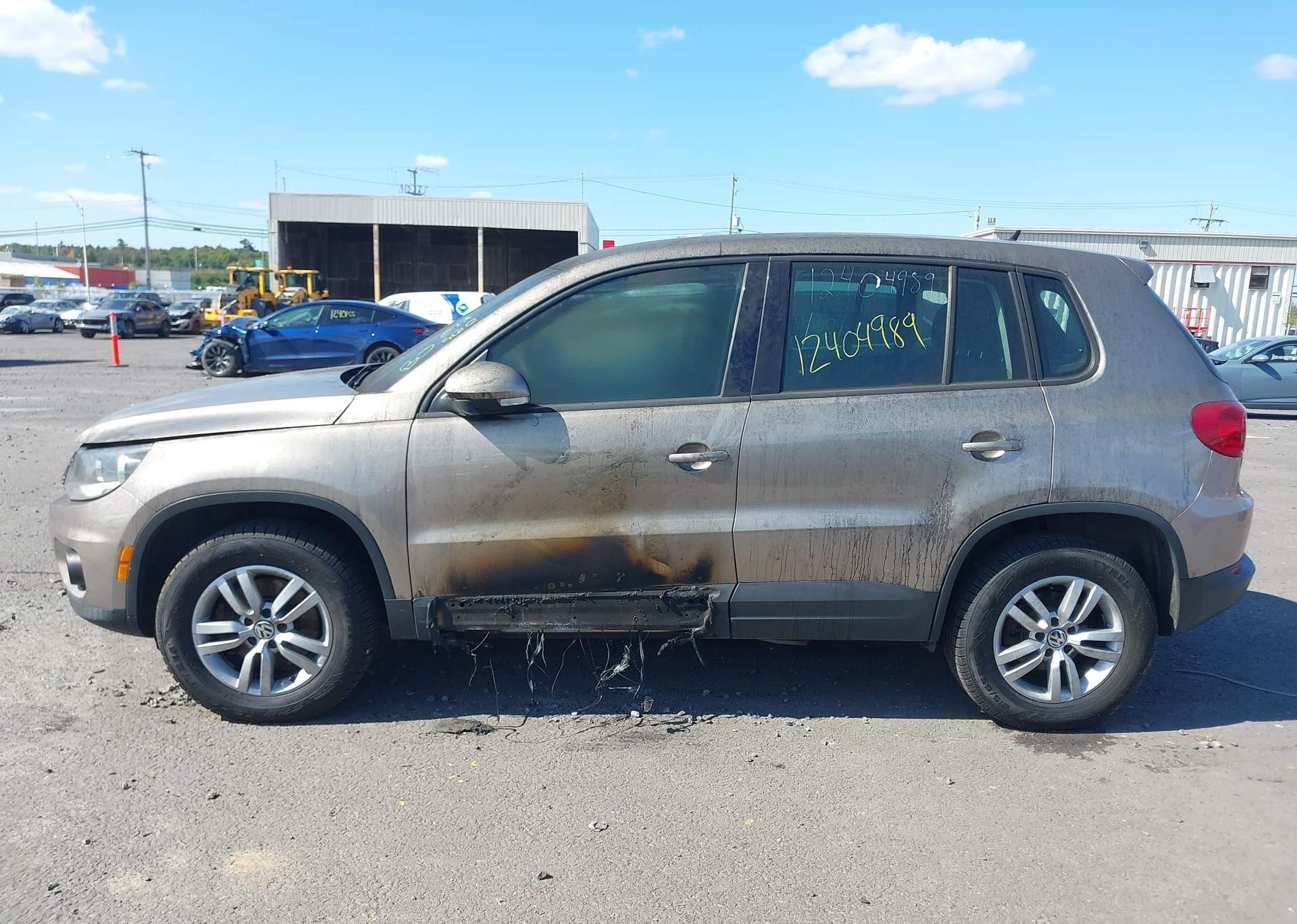 2015 VOLKSWAGEN TIGUAN TRENDLINE