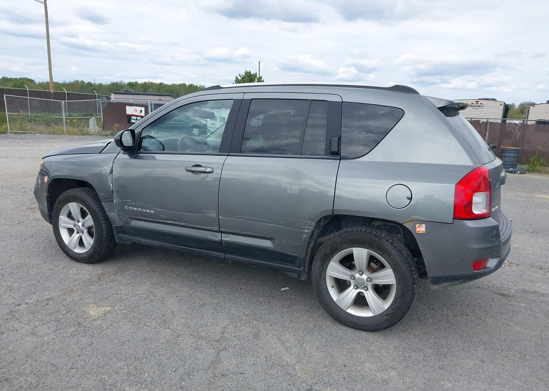 2011 JEEP COMPASS SPORT