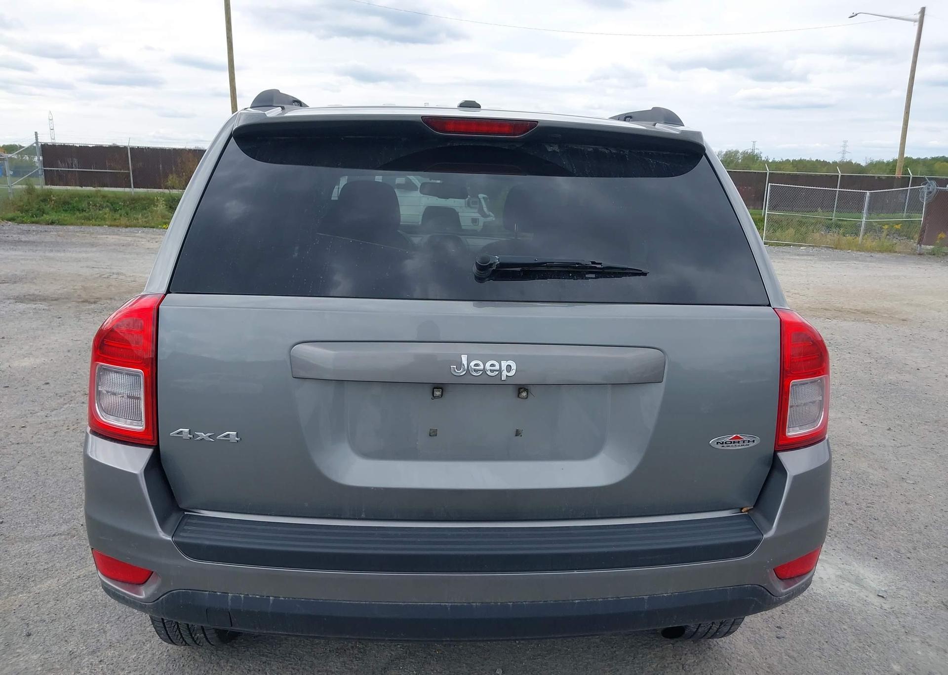 2011 JEEP COMPASS SPORT