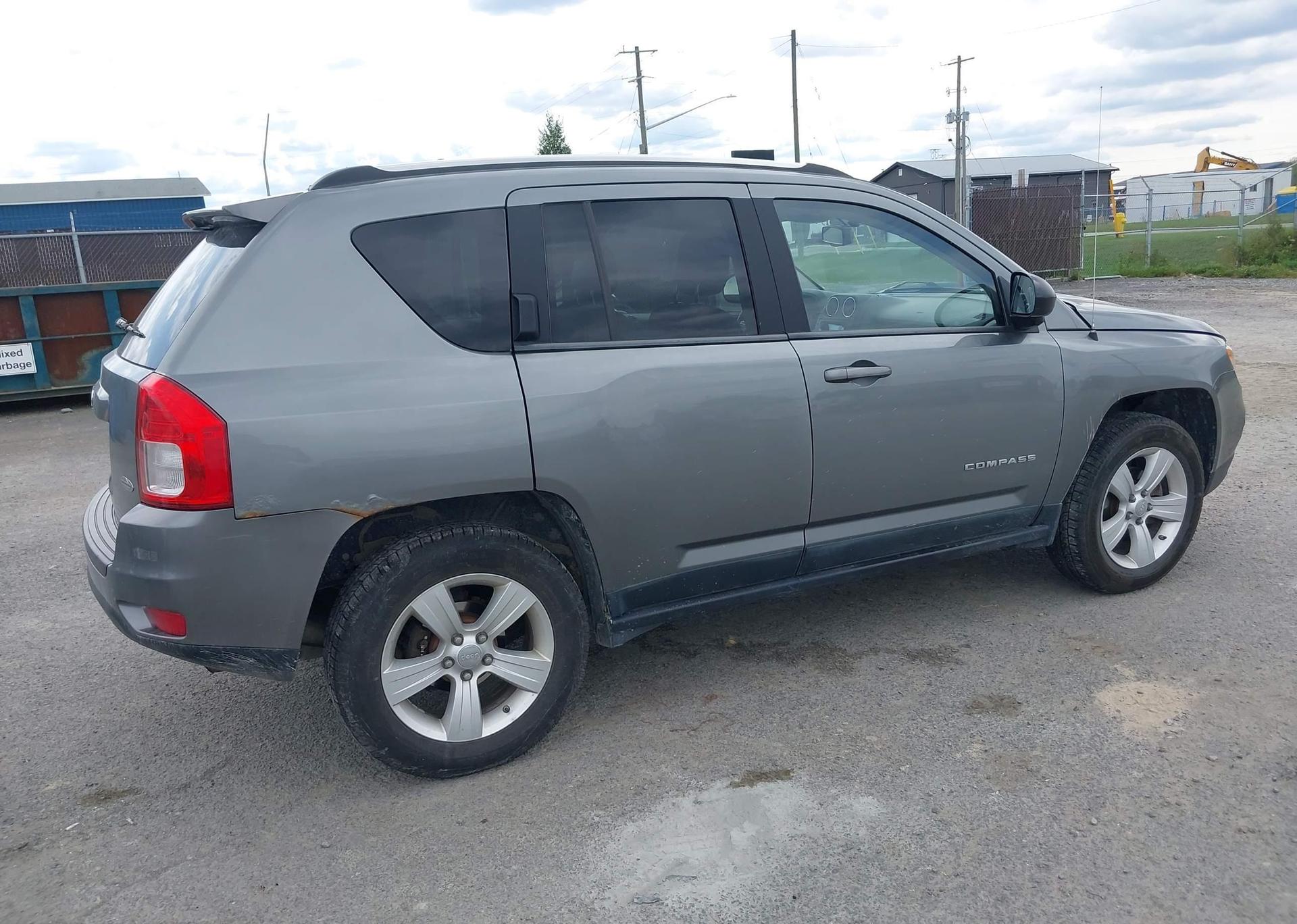 2011 JEEP COMPASS SPORT