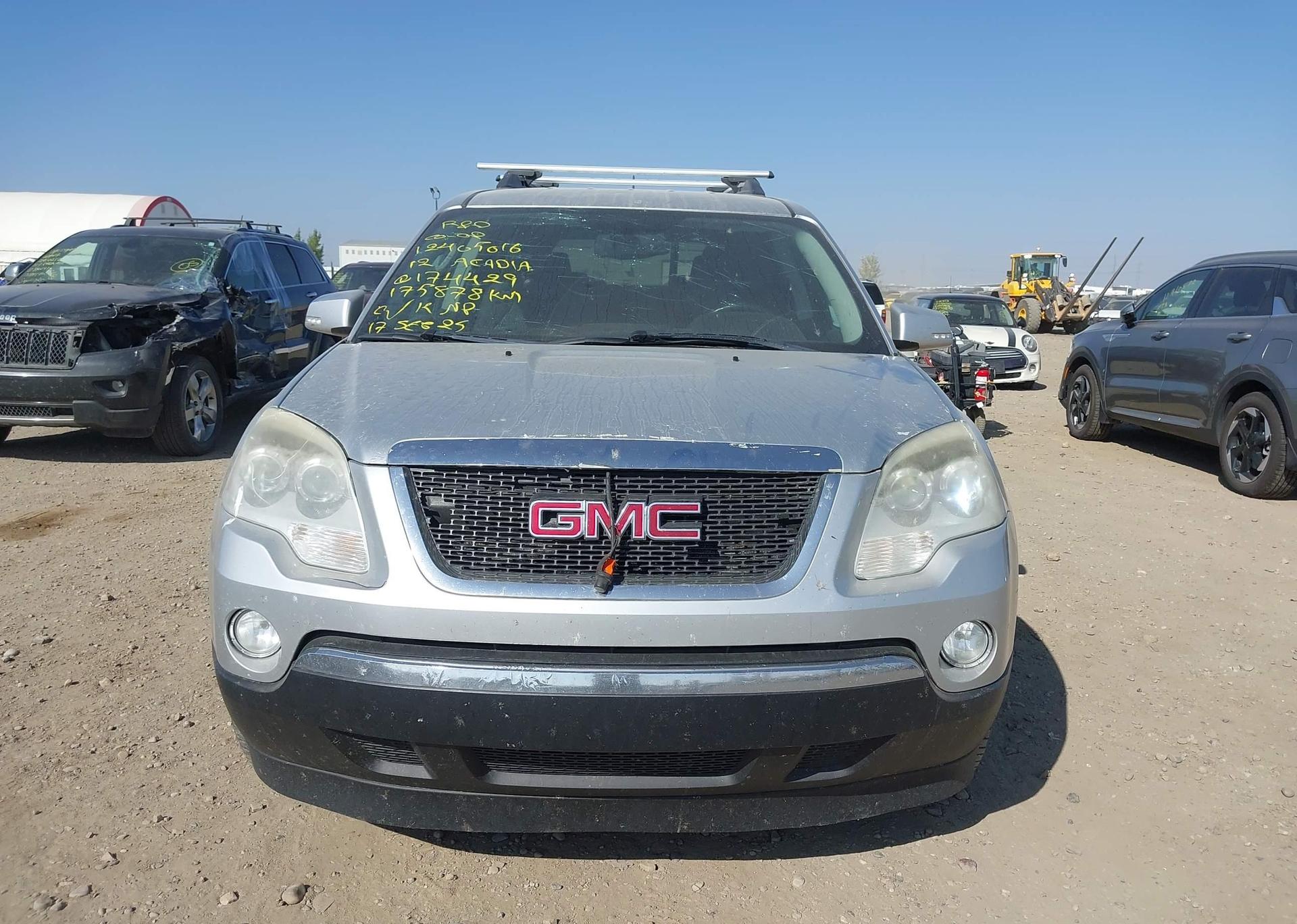 2012 GMC ACADIA SLE