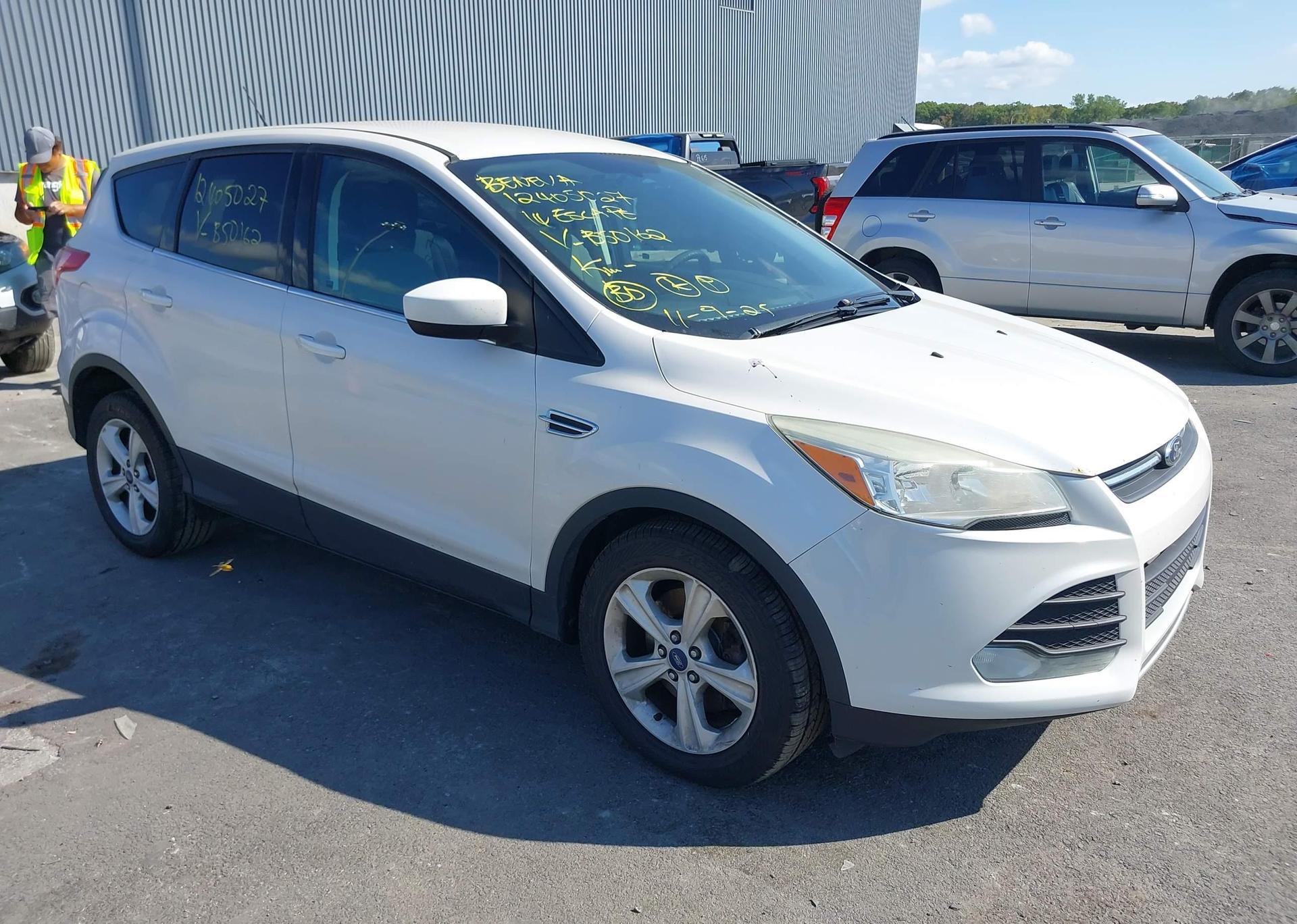 2014 FORD ESCAPE SE