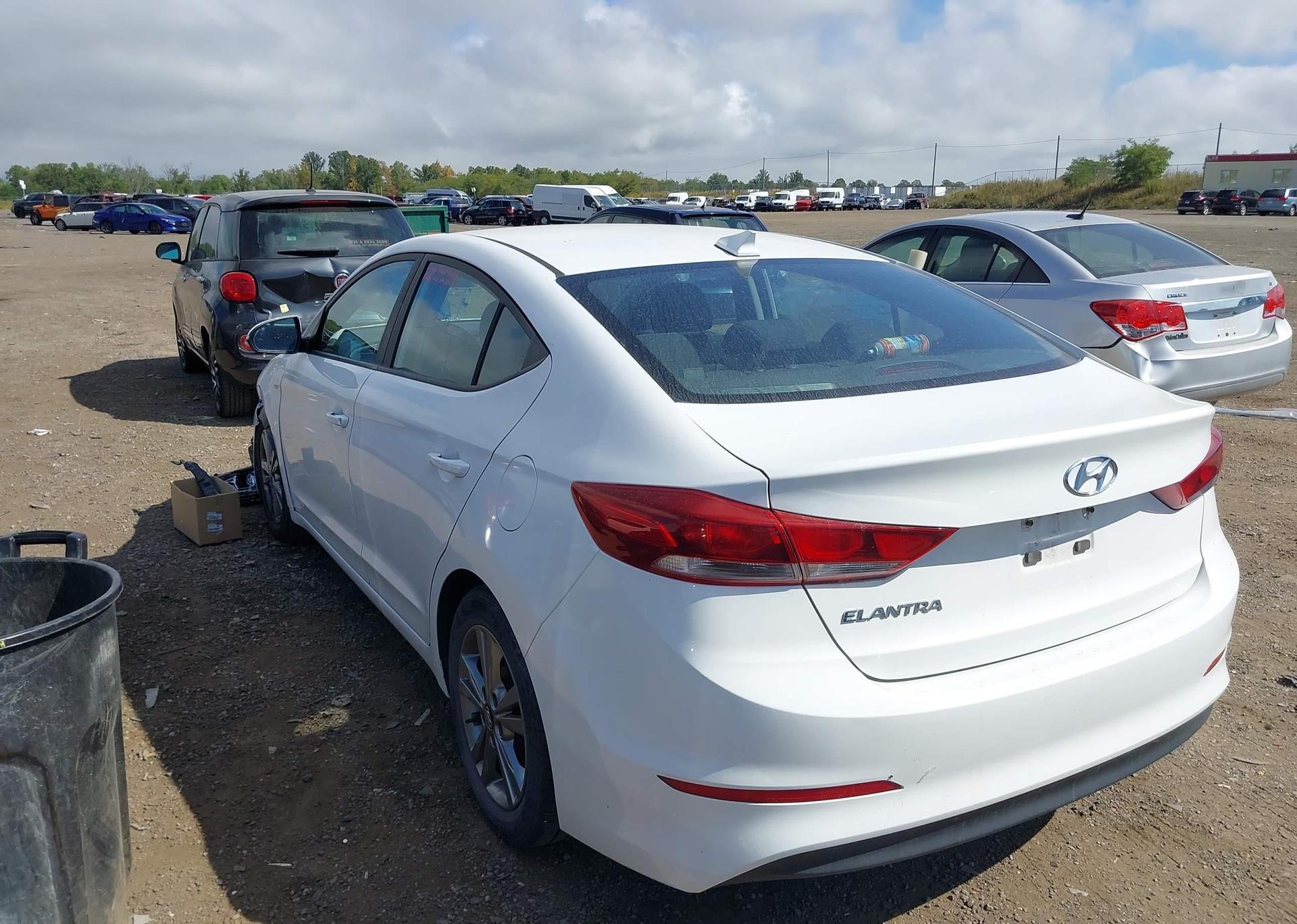 2018 HYUNDAI ELANTRA SEL