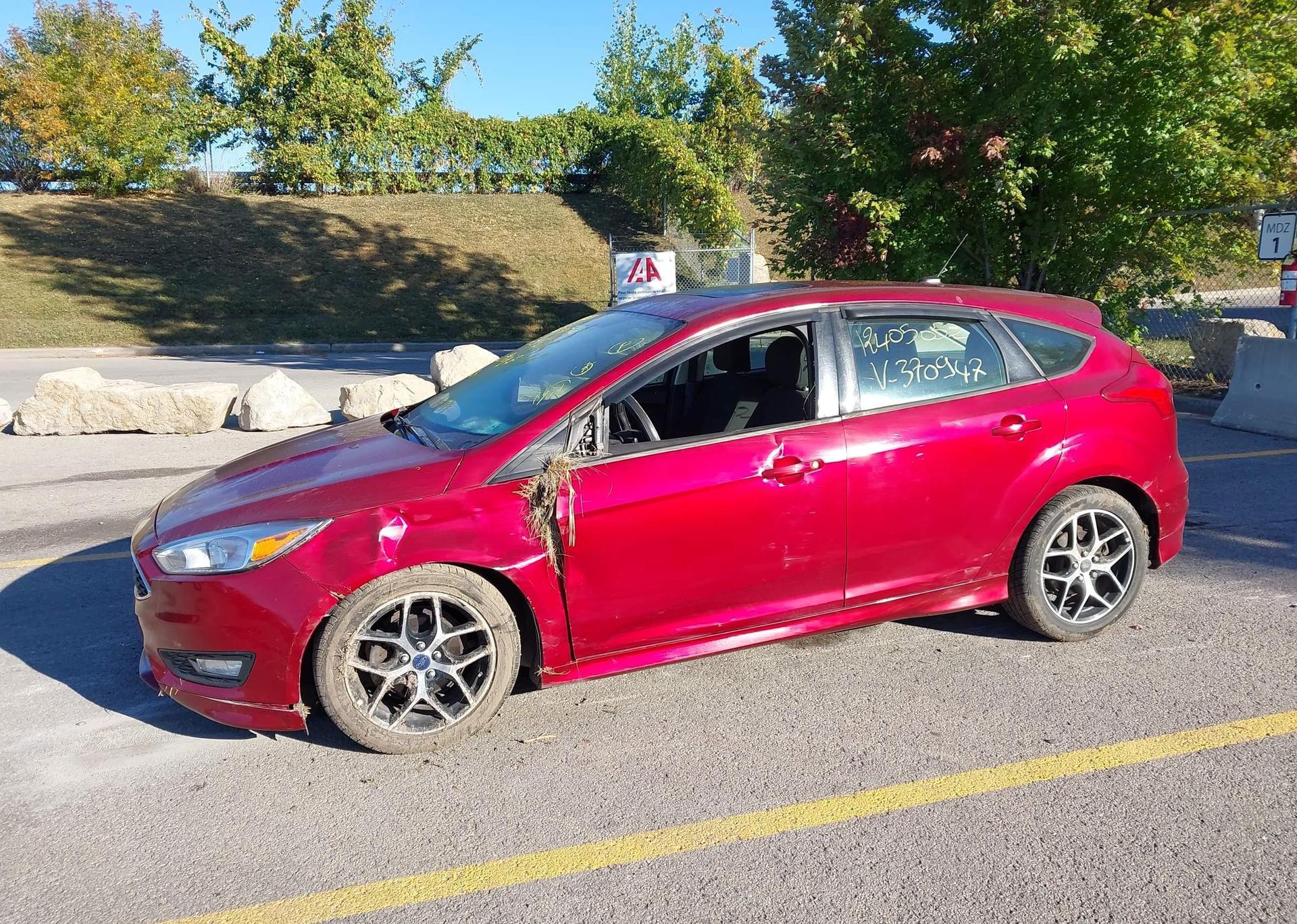 2015 FORD FOCUS SE