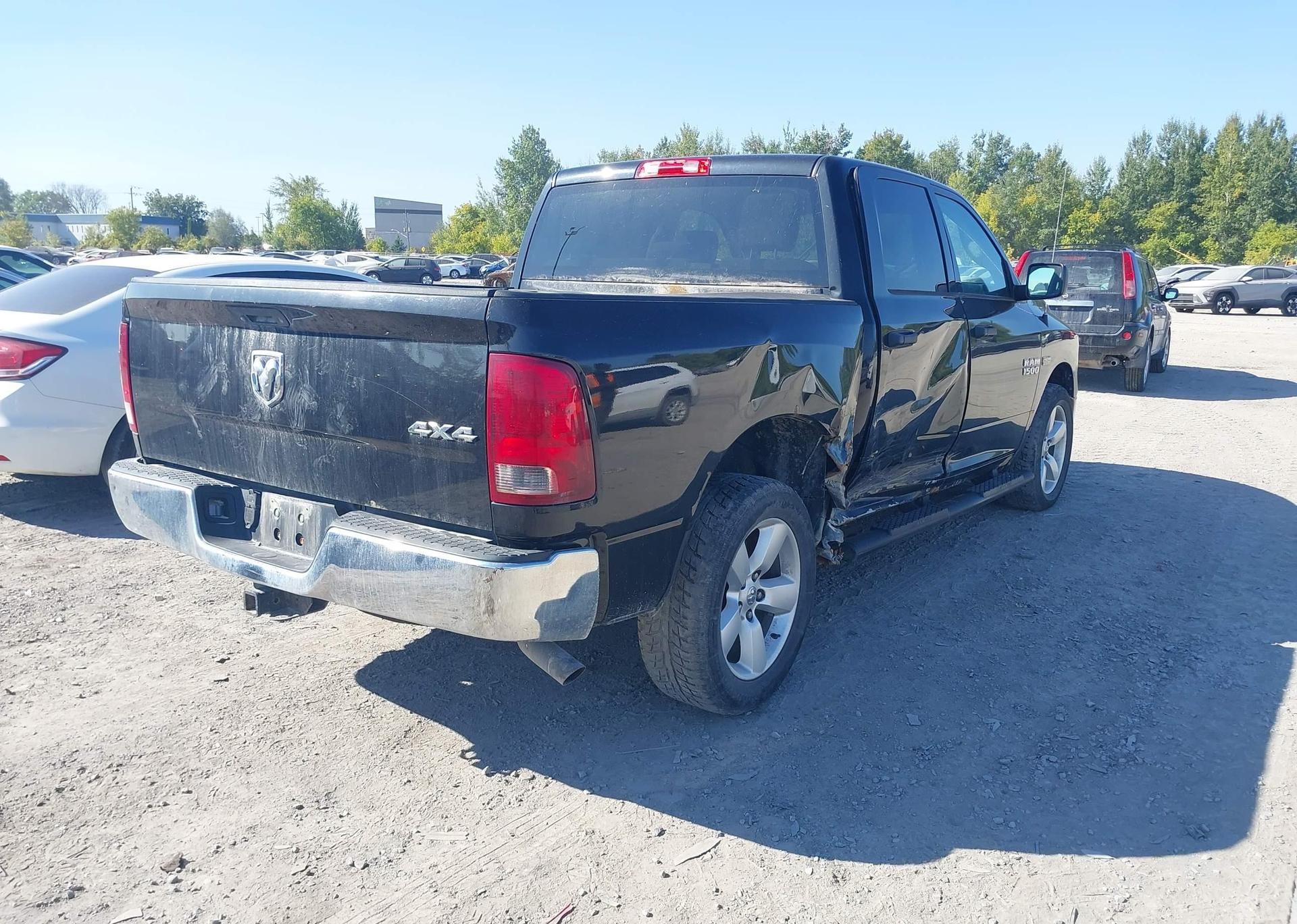 2016 RAM 1500 ST