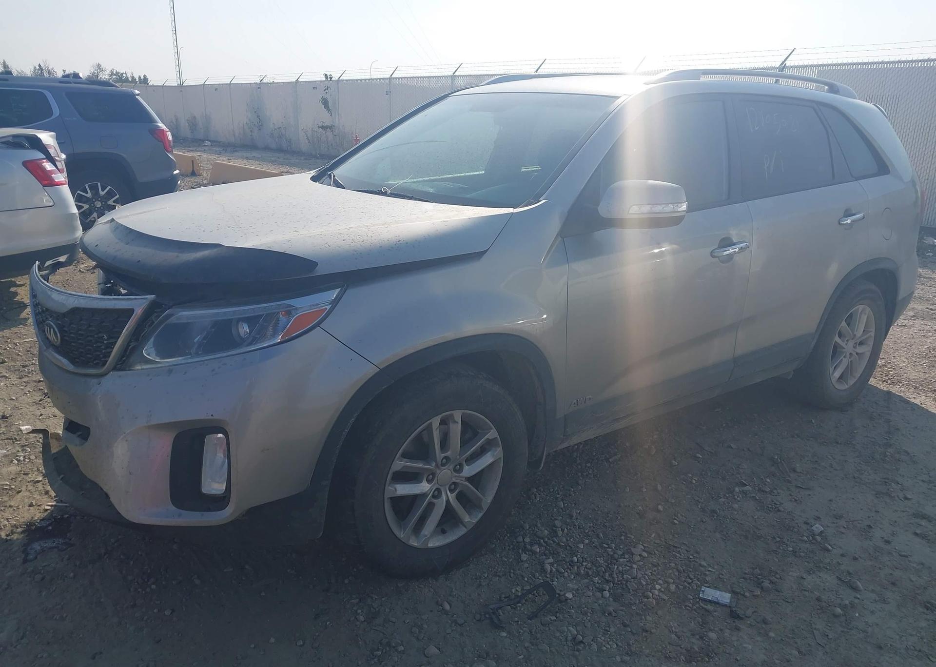 2015 KIA SORENTO LX