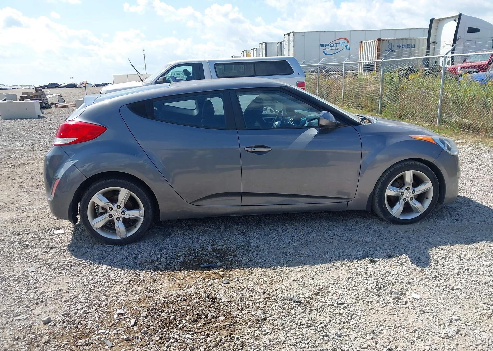 2012 HYUNDAI VELOSTER