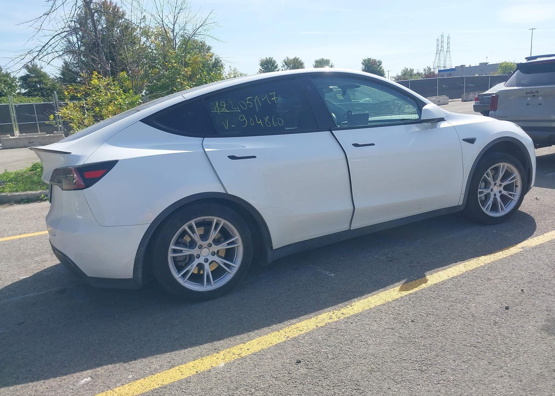 2023 TESLA MODEL Y