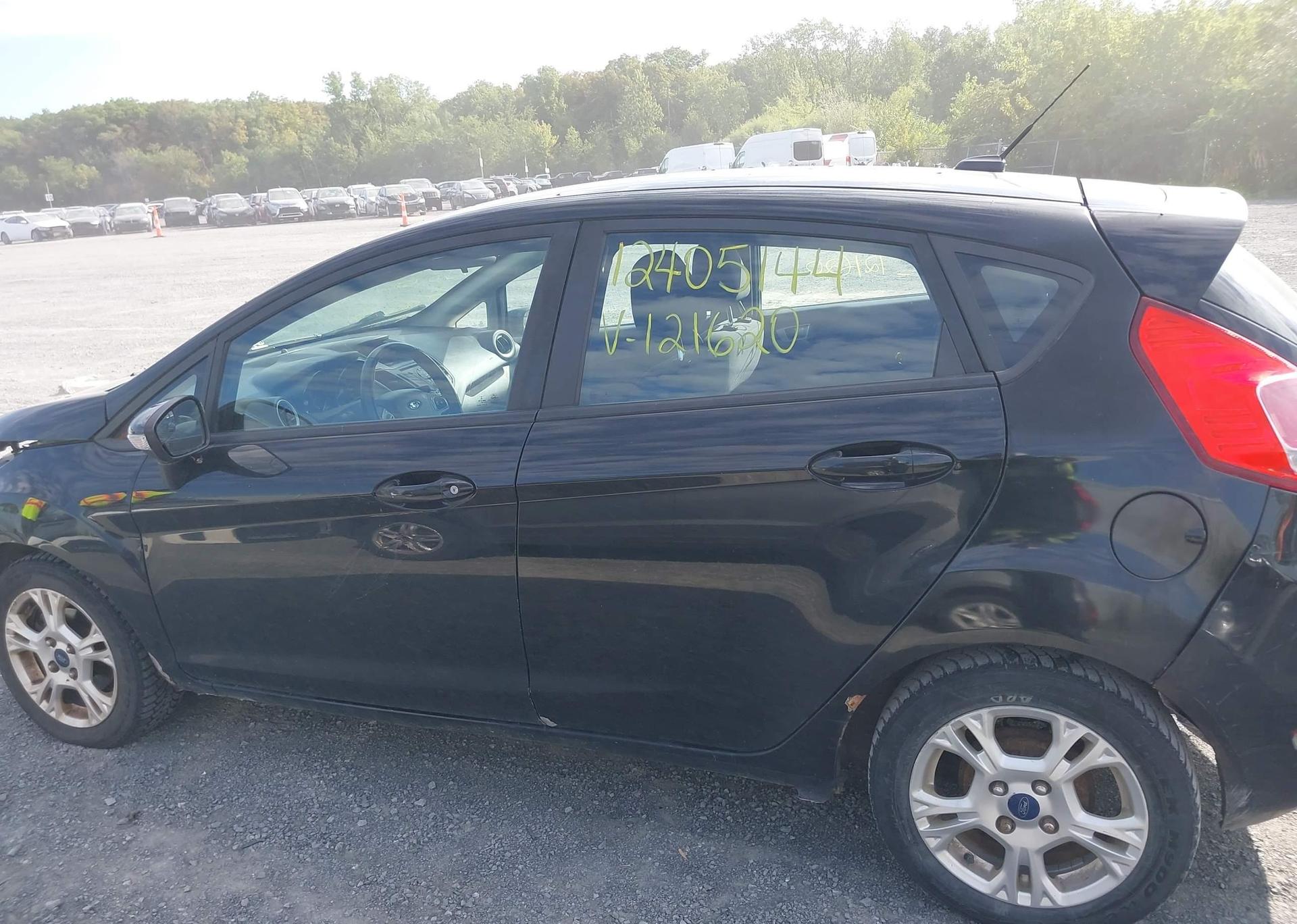 2016 FORD FIESTA SE