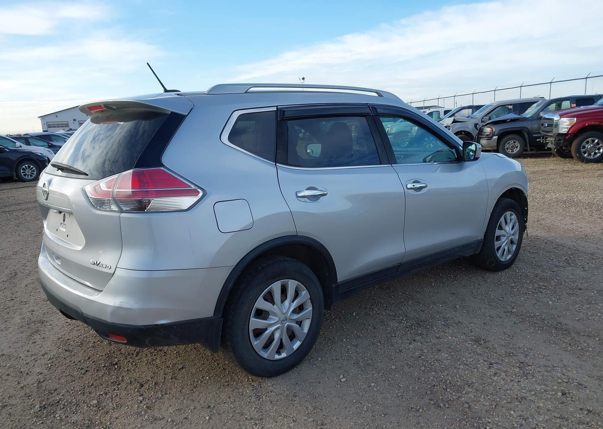 2016 NISSAN ROGUE S