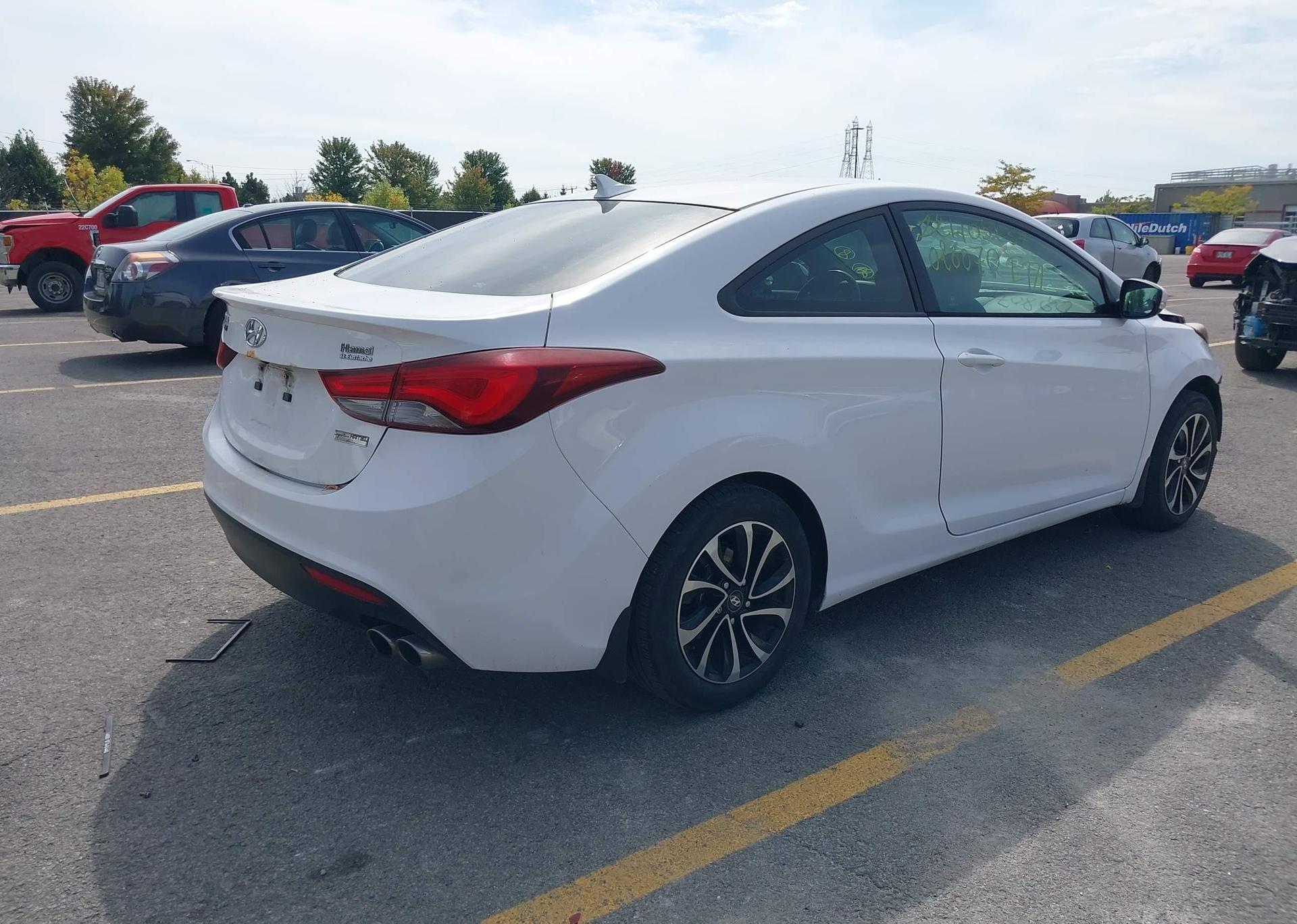 2014 HYUNDAI ELANTRA GLS