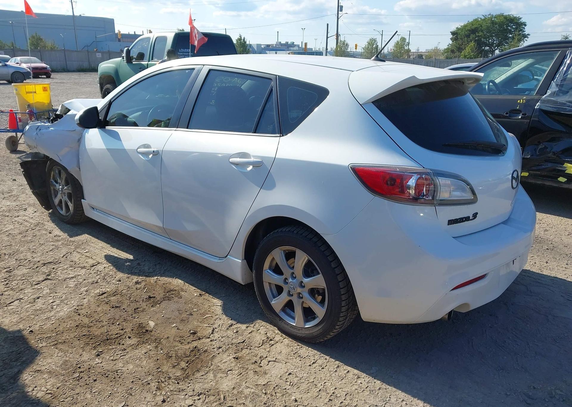 2011 MAZDA MAZDA3 GS