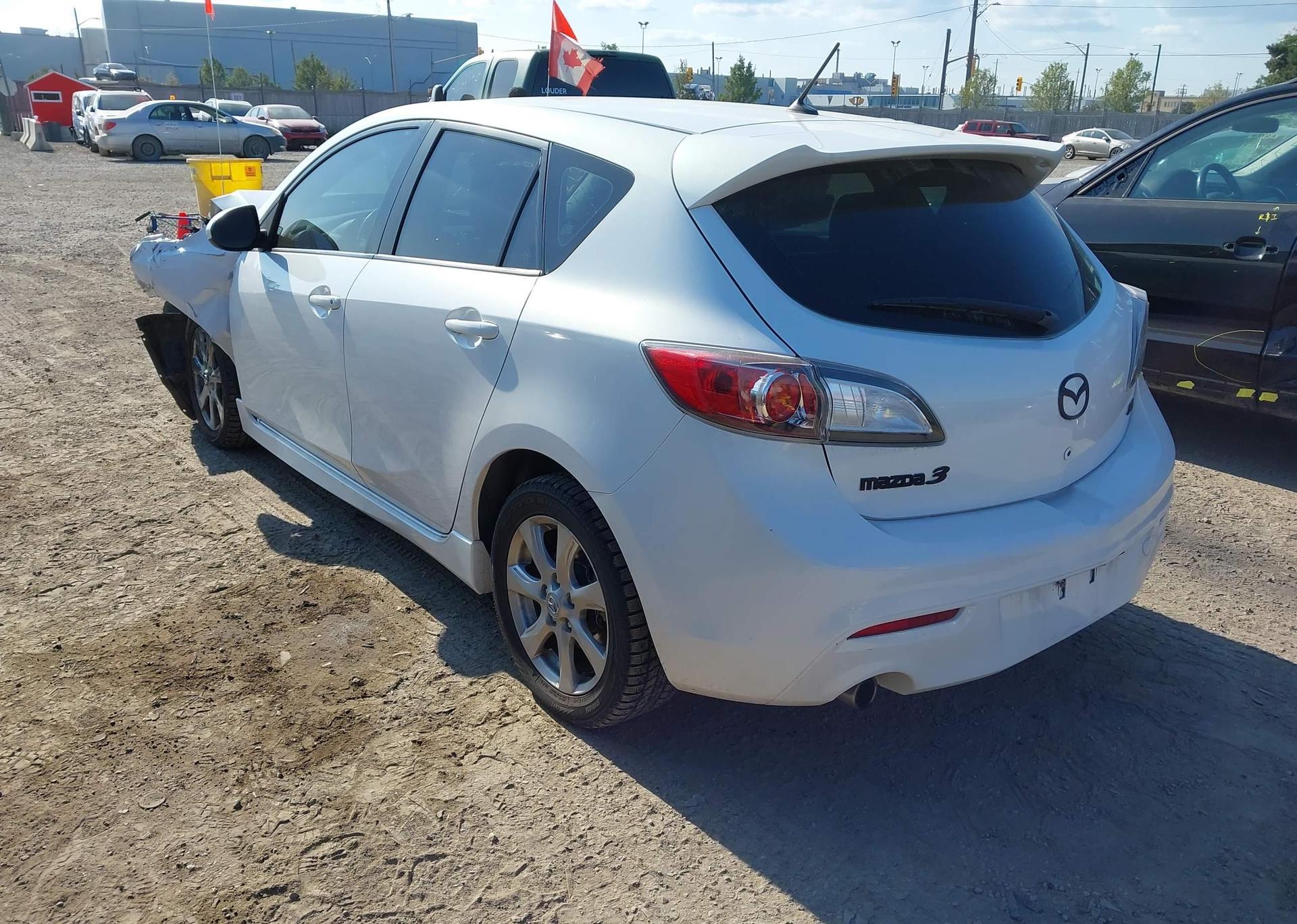 2011 MAZDA MAZDA3 GS