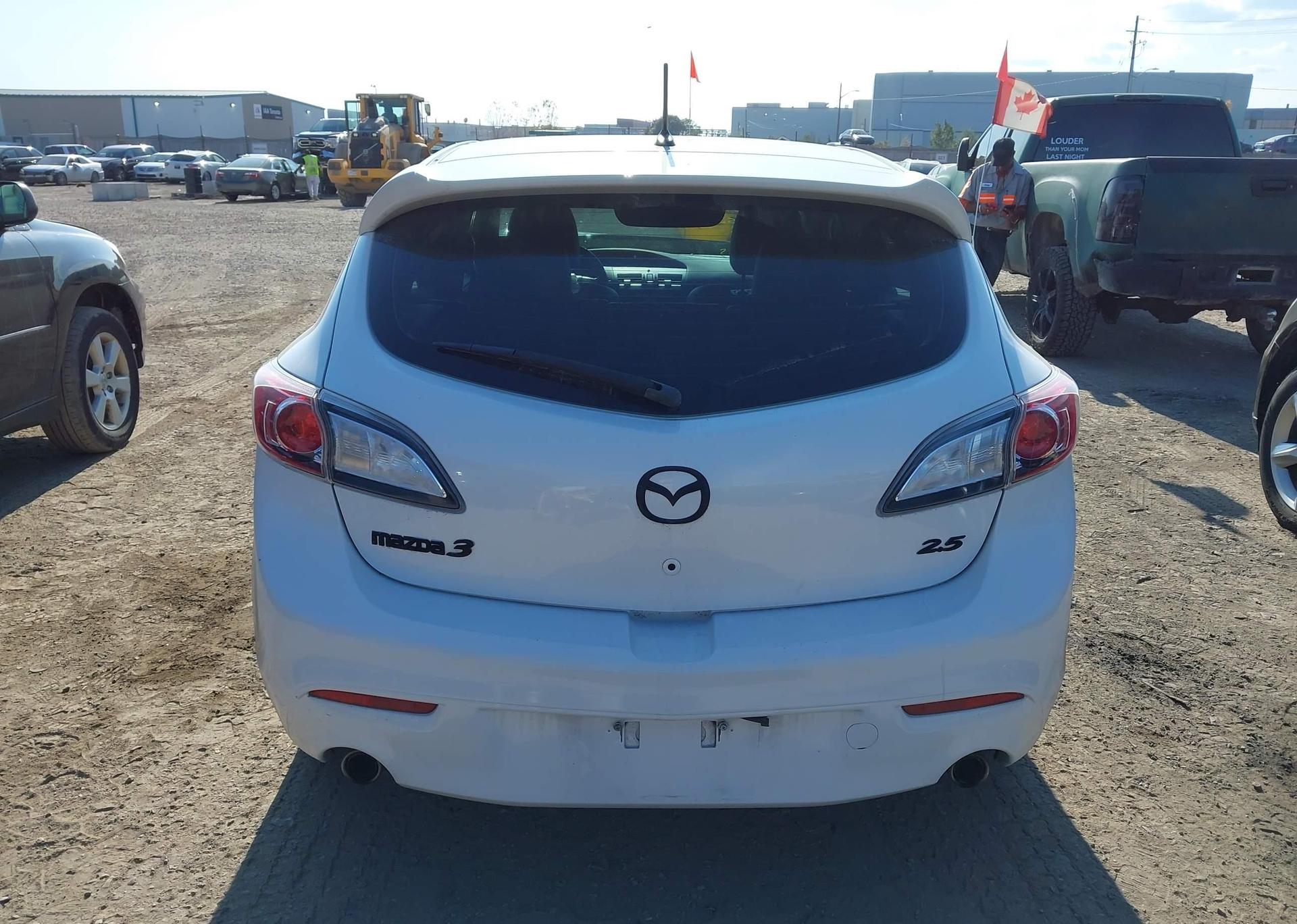 2011 MAZDA MAZDA3 GS
