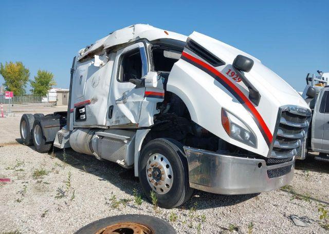 2020 FREIGHTLINER CASCADIA