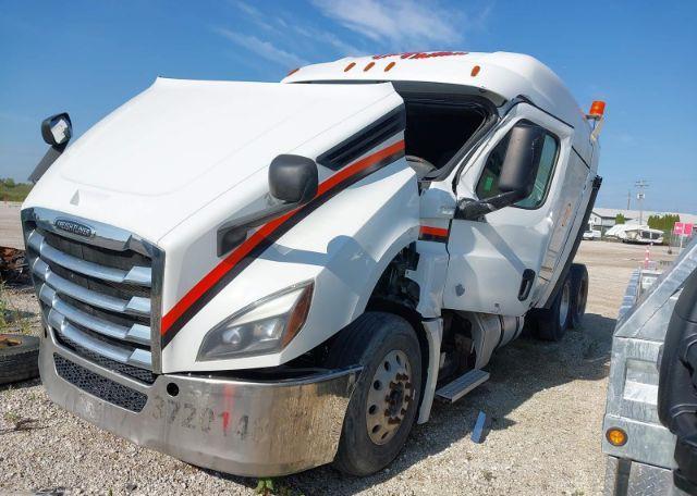 2020 FREIGHTLINER CASCADIA