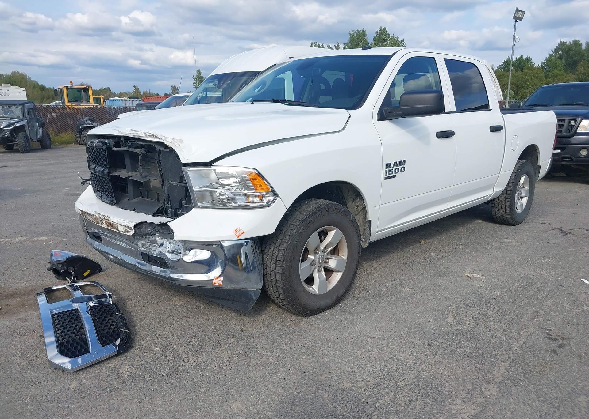 2023 RAM 1500 CLASSIC SLT