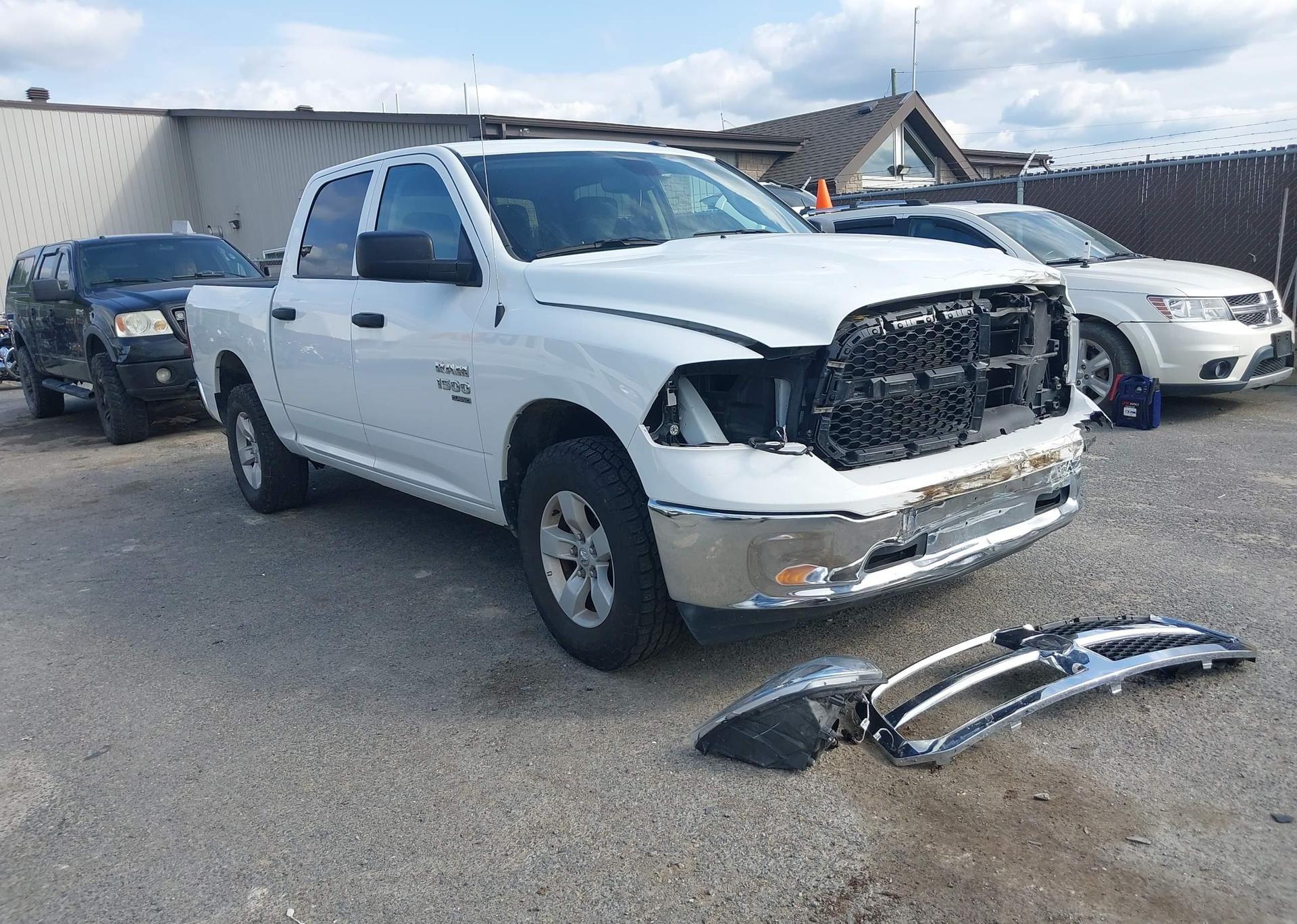 2023 RAM 1500 CLASSIC SLT