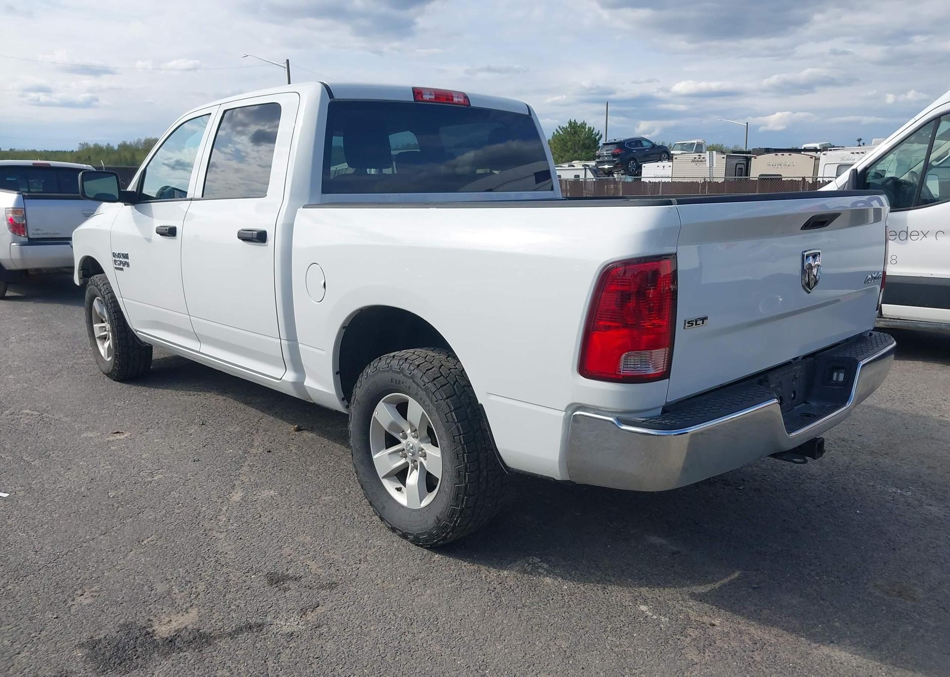 2023 RAM 1500 CLASSIC SLT