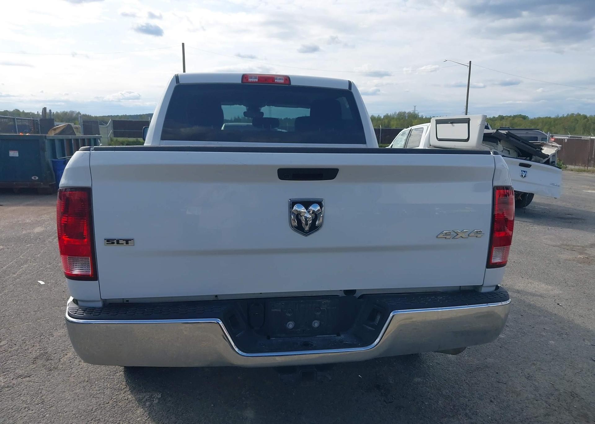2023 RAM 1500 CLASSIC SLT