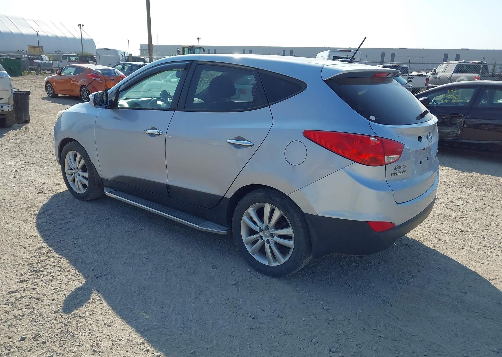 2011 HYUNDAI TUCSON GLS