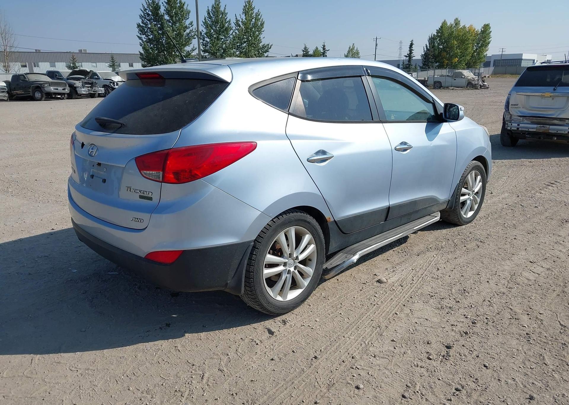 2011 HYUNDAI TUCSON GLS