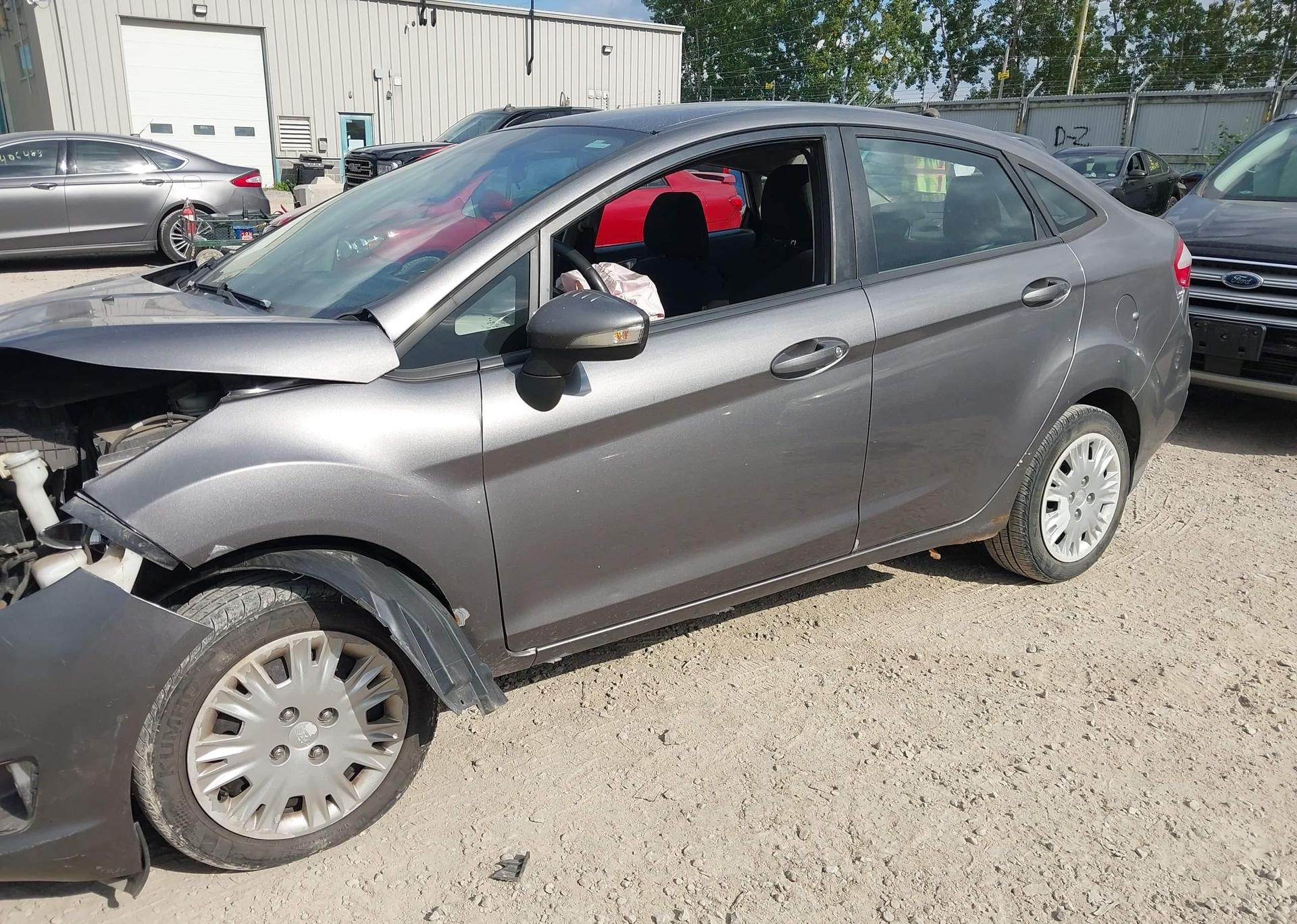 2014 FORD FIESTA SE